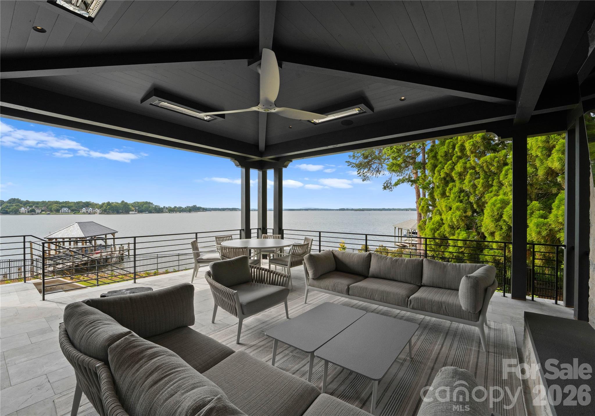 19125 Peninsula Point Drive Property Photo 16