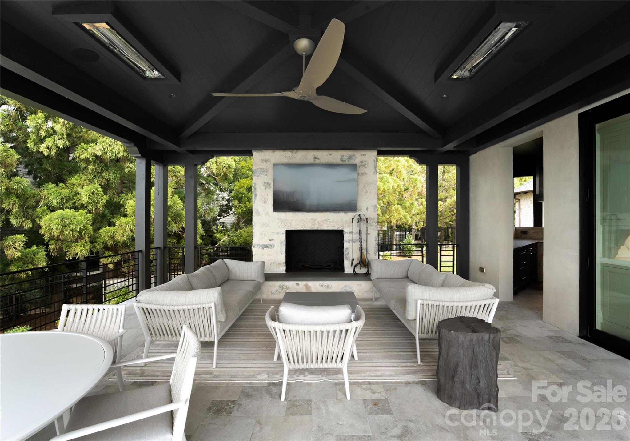 19125 Peninsula Point Drive Property Photo 17