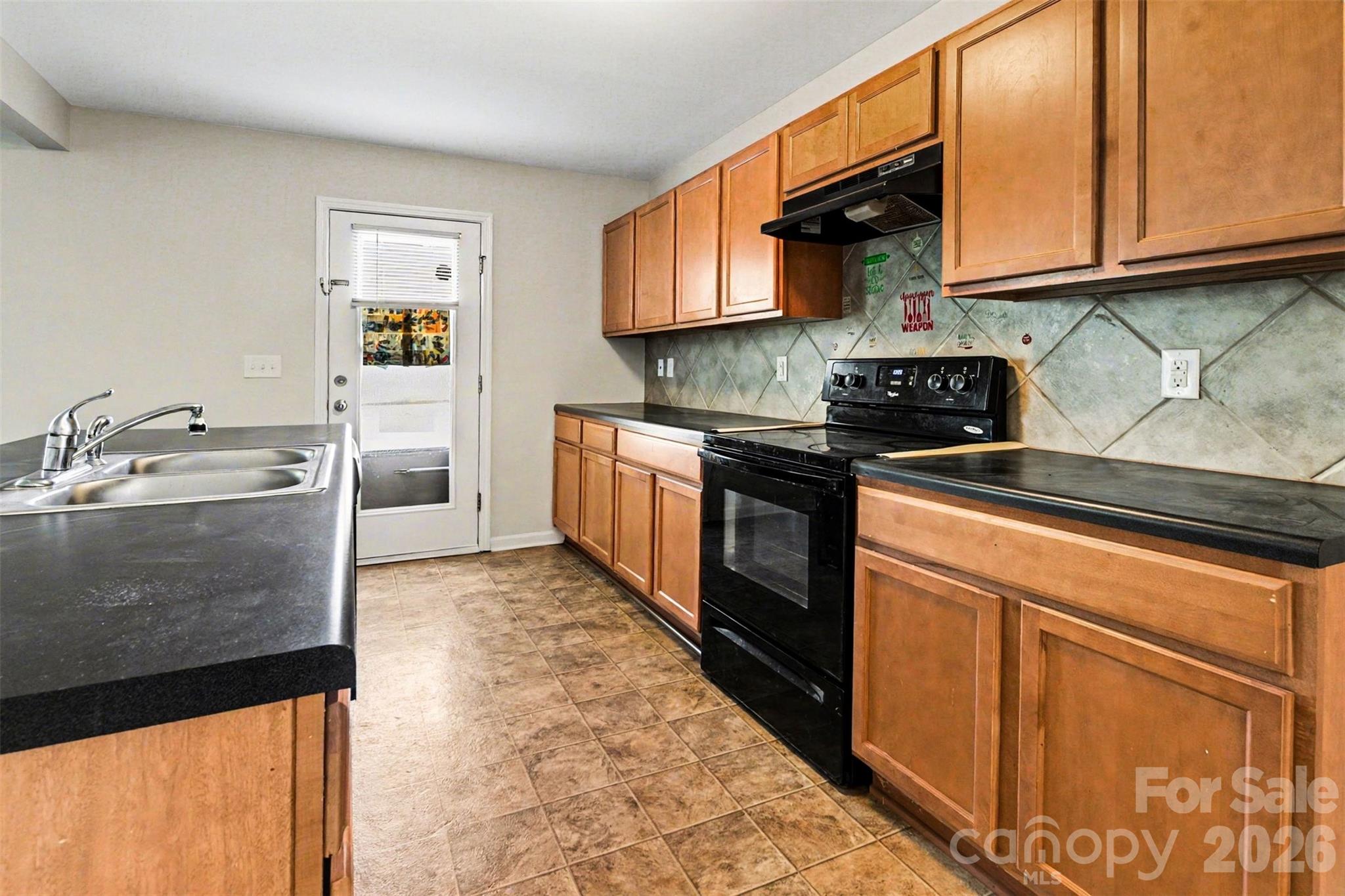 413 Homestead Lane Property Photo 6