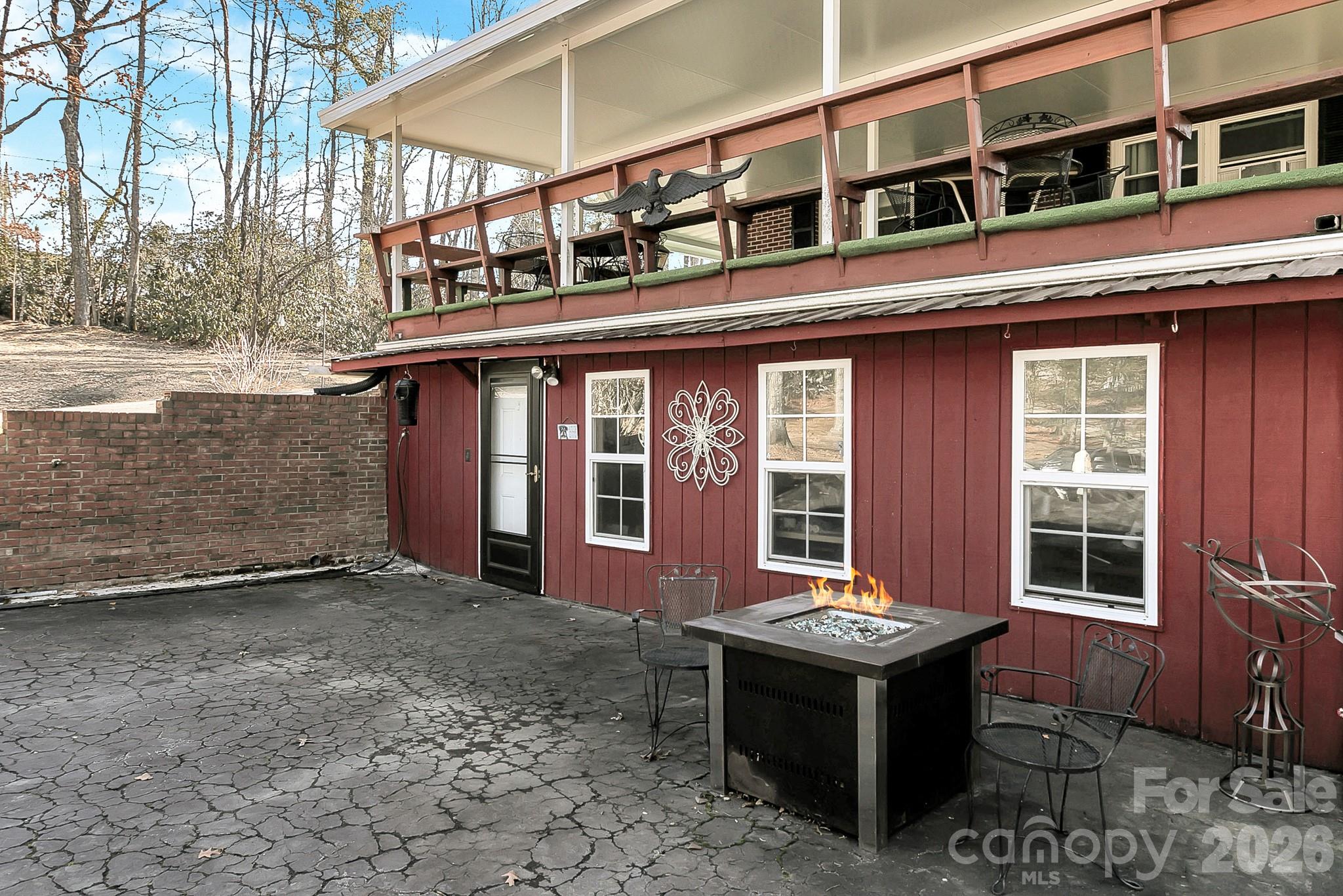 44 Tuttle Road Property Photo 11