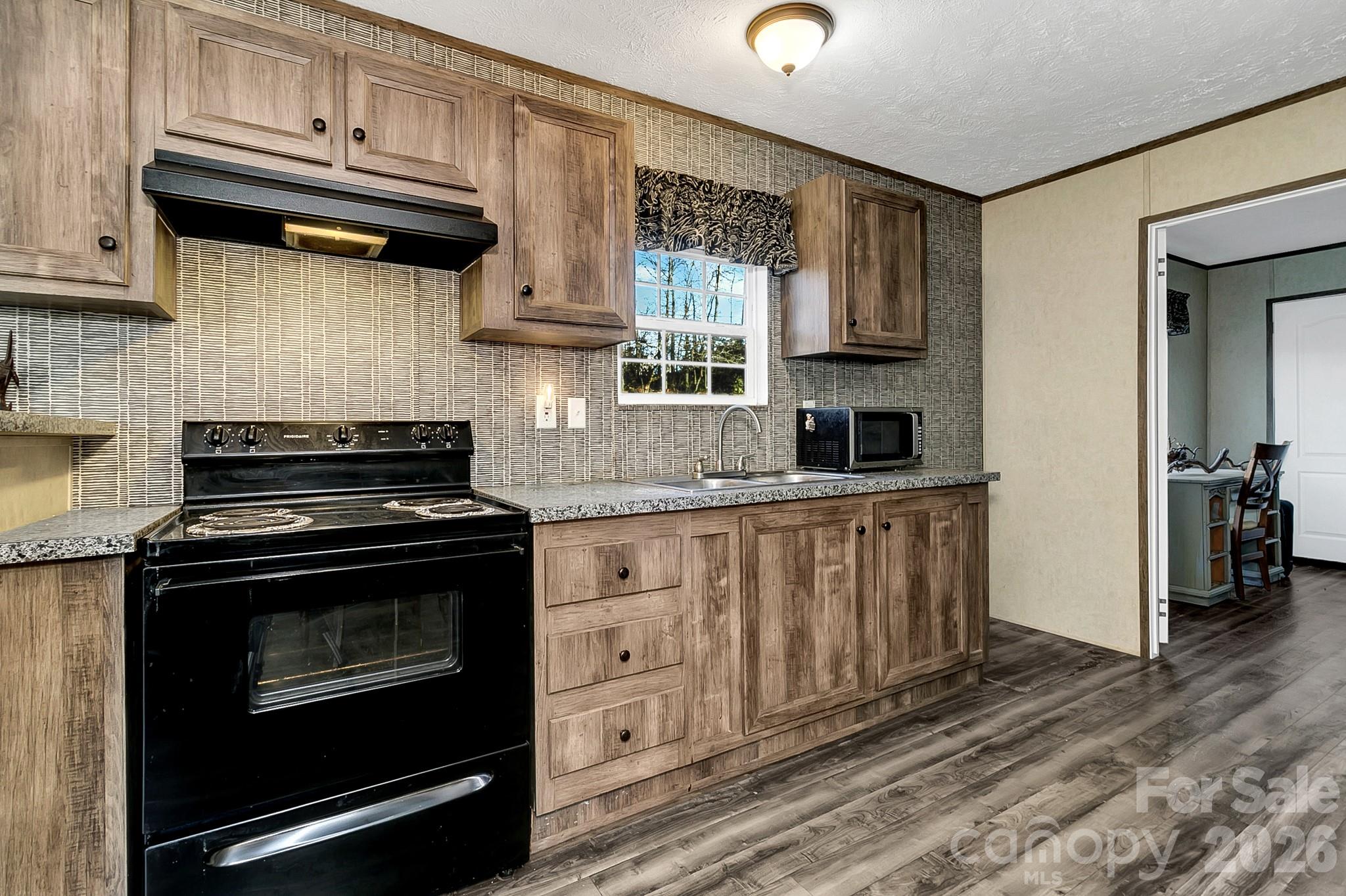 44 Tuttle Road Property Photo 46
