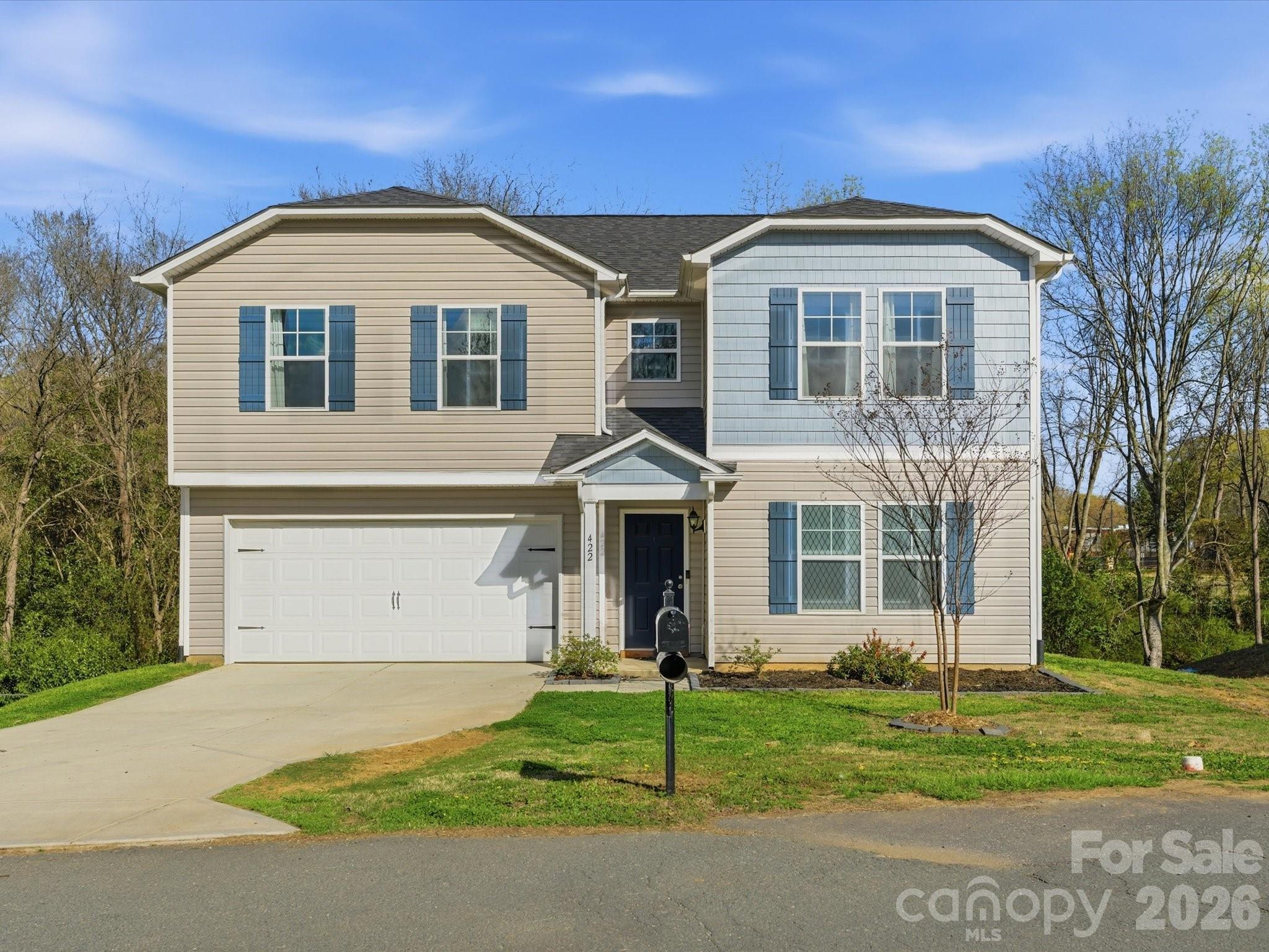 422 Perry Lane Property Photo 1