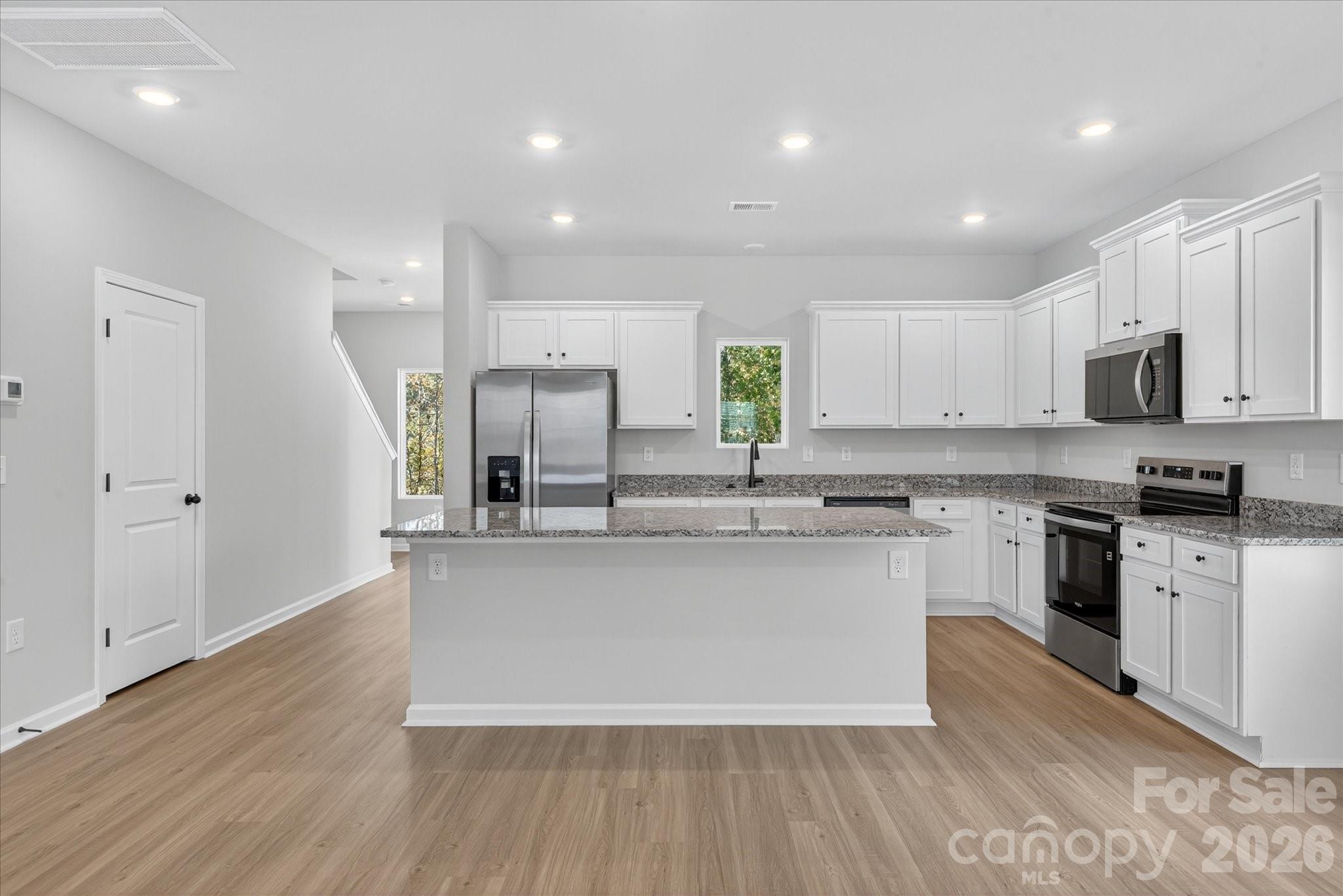 3611 Clover Valley Drive Property Photo 7