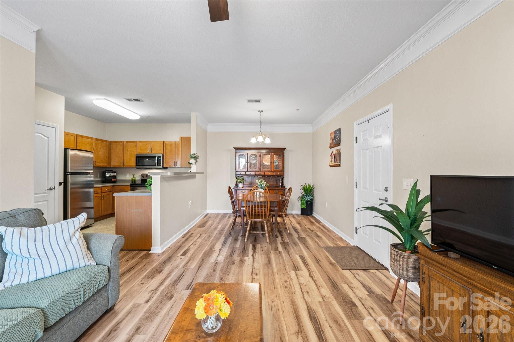 233 Appeldoorn Circle Property Photo 1