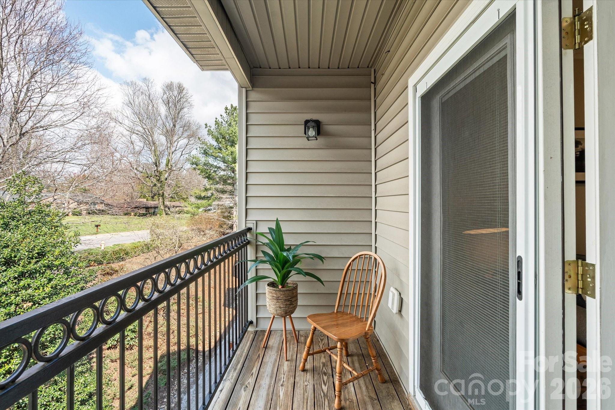 233 Appeldoorn Circle Property Photo 16