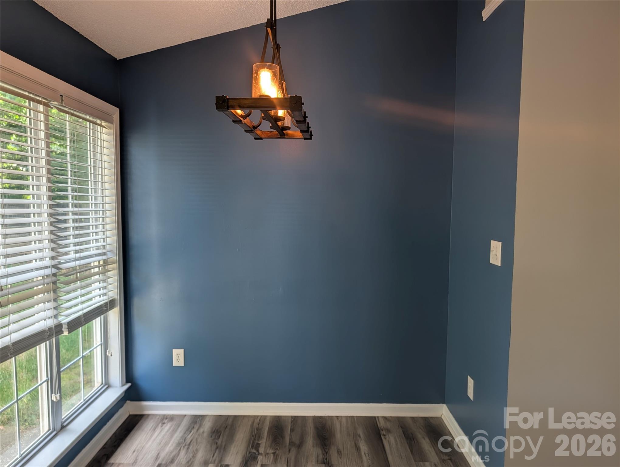 131 Diamond Drive Property Photo 6