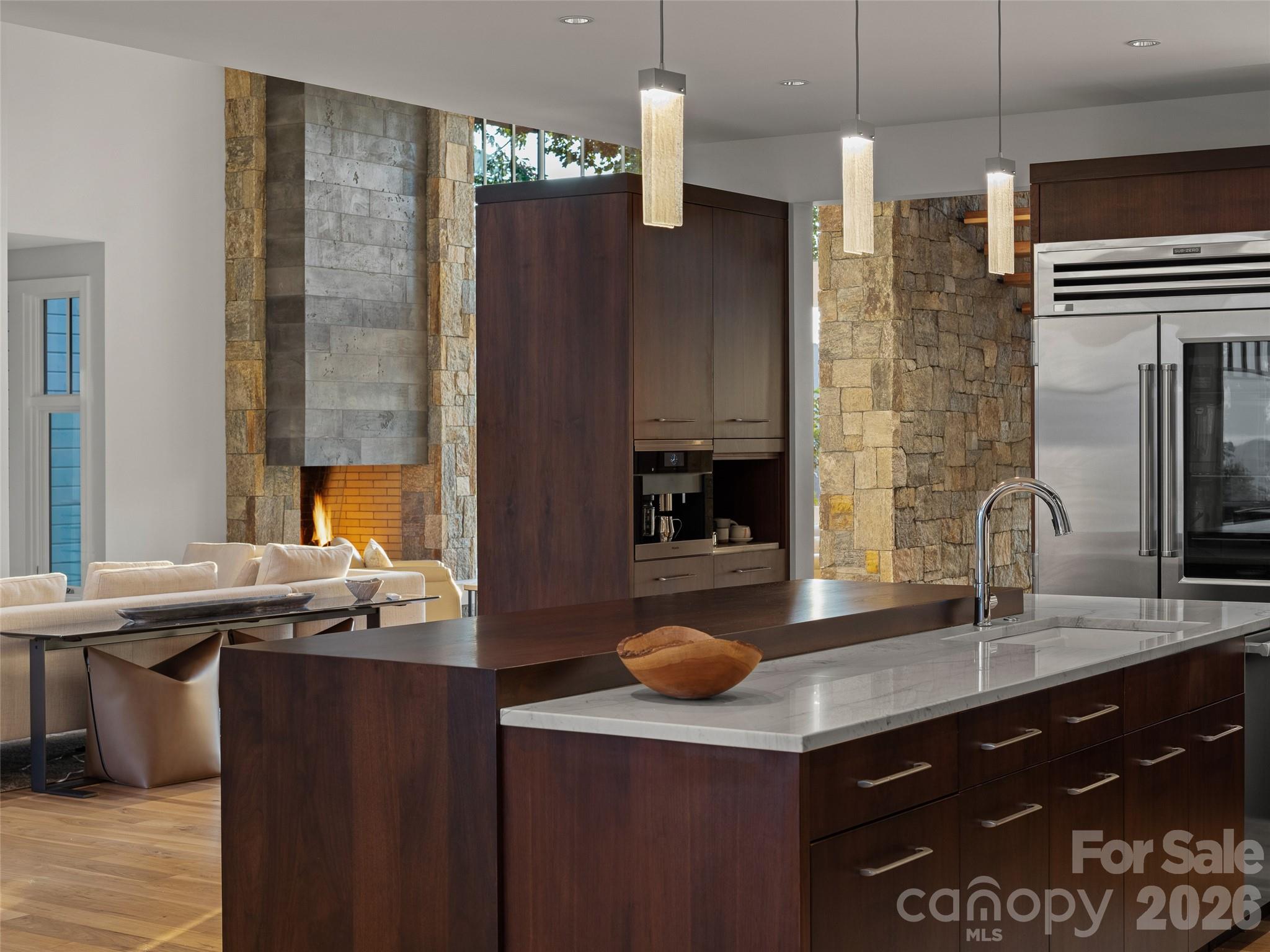 8 Deer Grass Court Property Photo 11