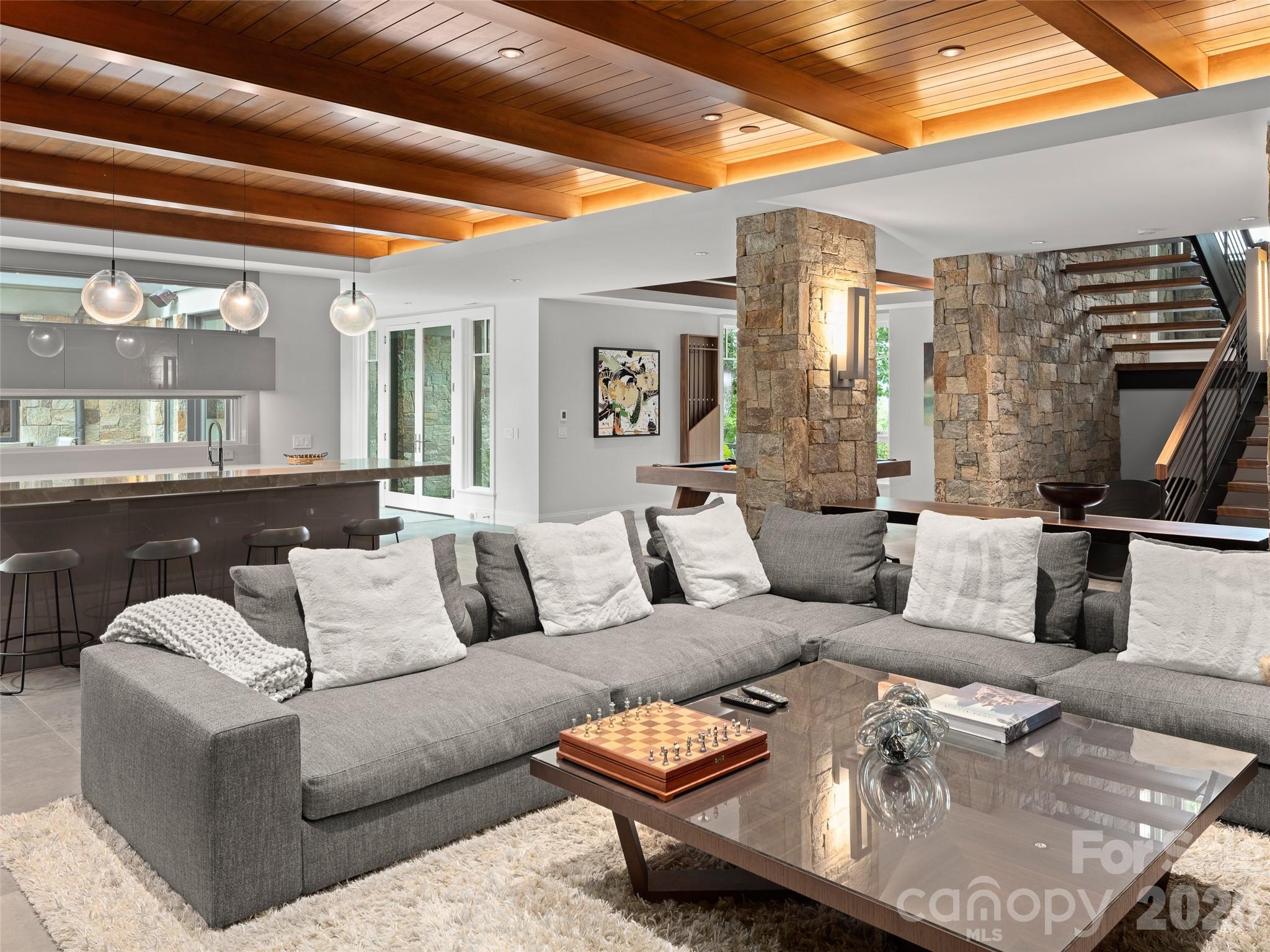 8 Deer Grass Court Property Photo 30
