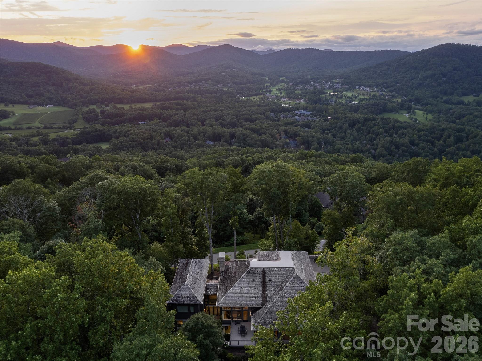 8 Deer Grass Court Property Photo 40