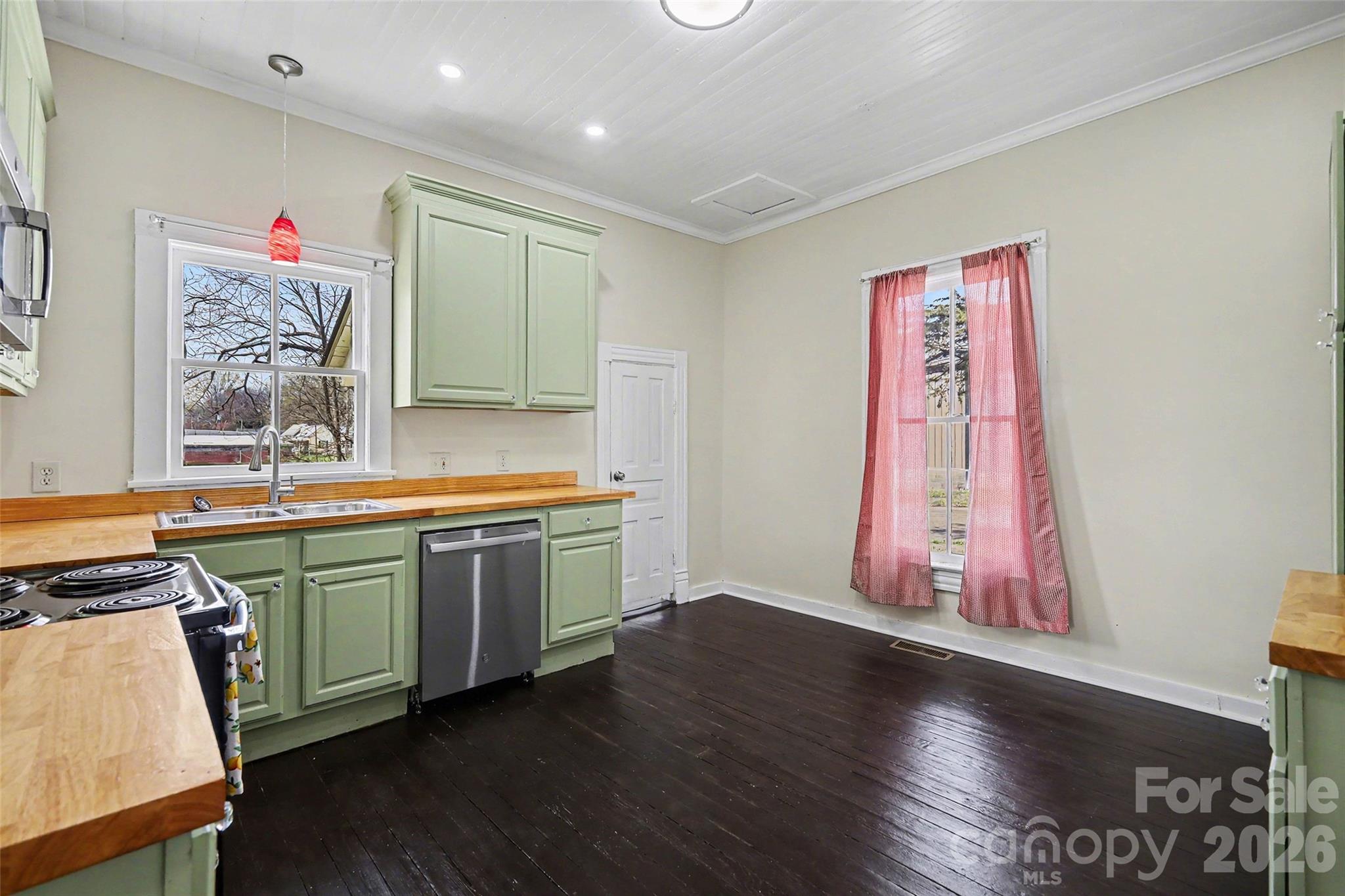501 E Lafayette Street Property Photo 14