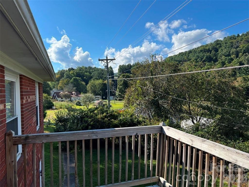 210 Howards Creek Road Property Photo 15