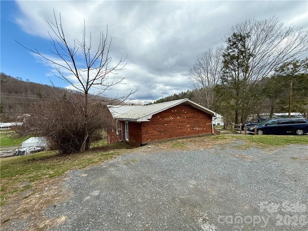 210 Howards Creek Road Property Photo 17