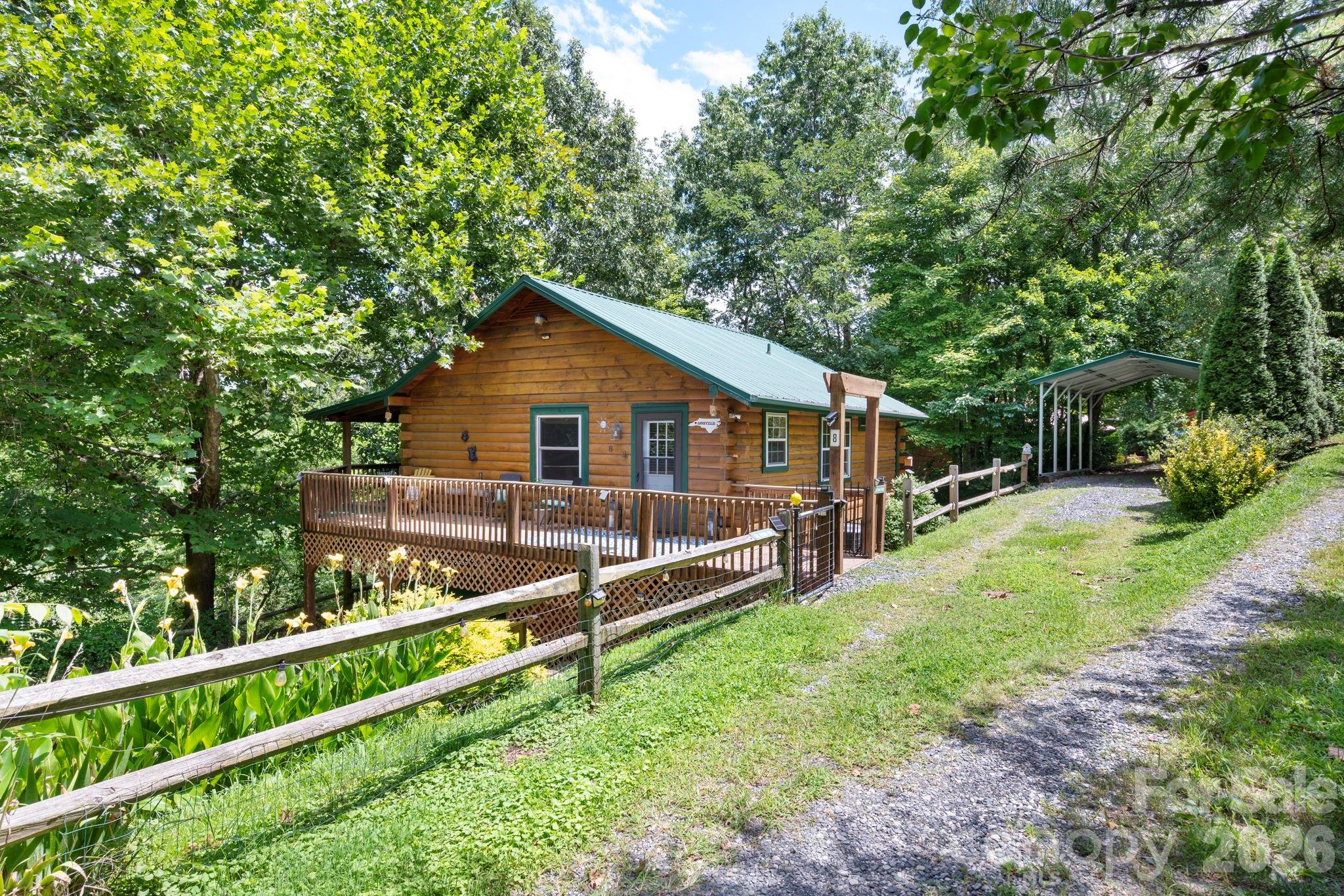8 Blue Sky Drive Property Photo 1