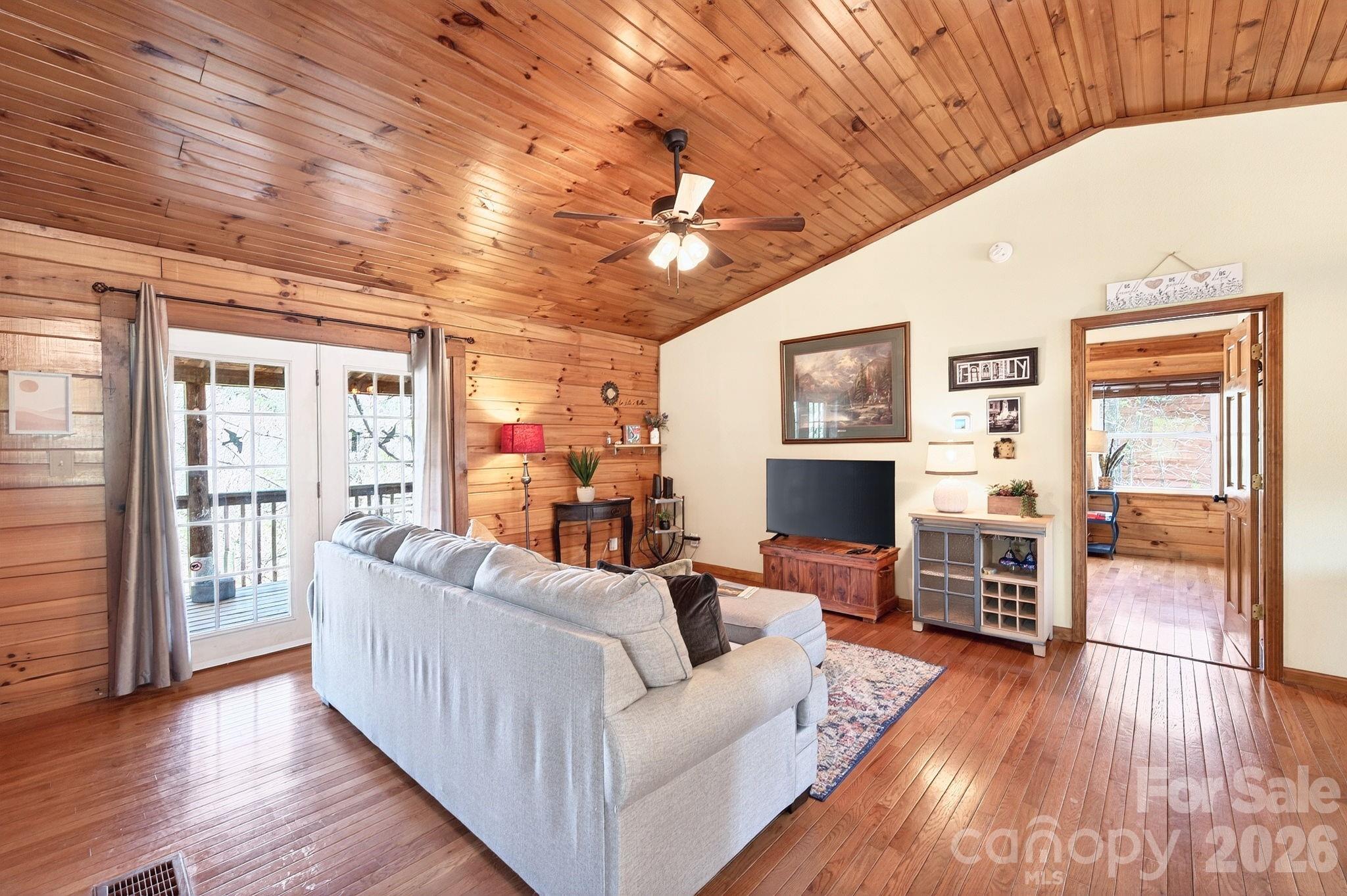 8 Blue Sky Drive Property Photo 17