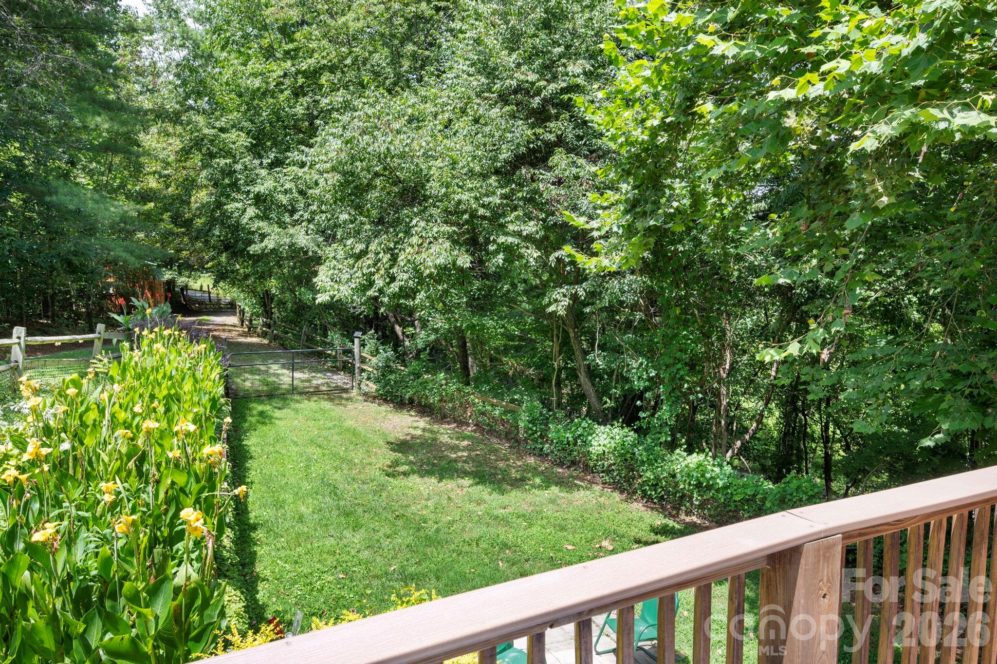 8 Blue Sky Drive Property Photo 32