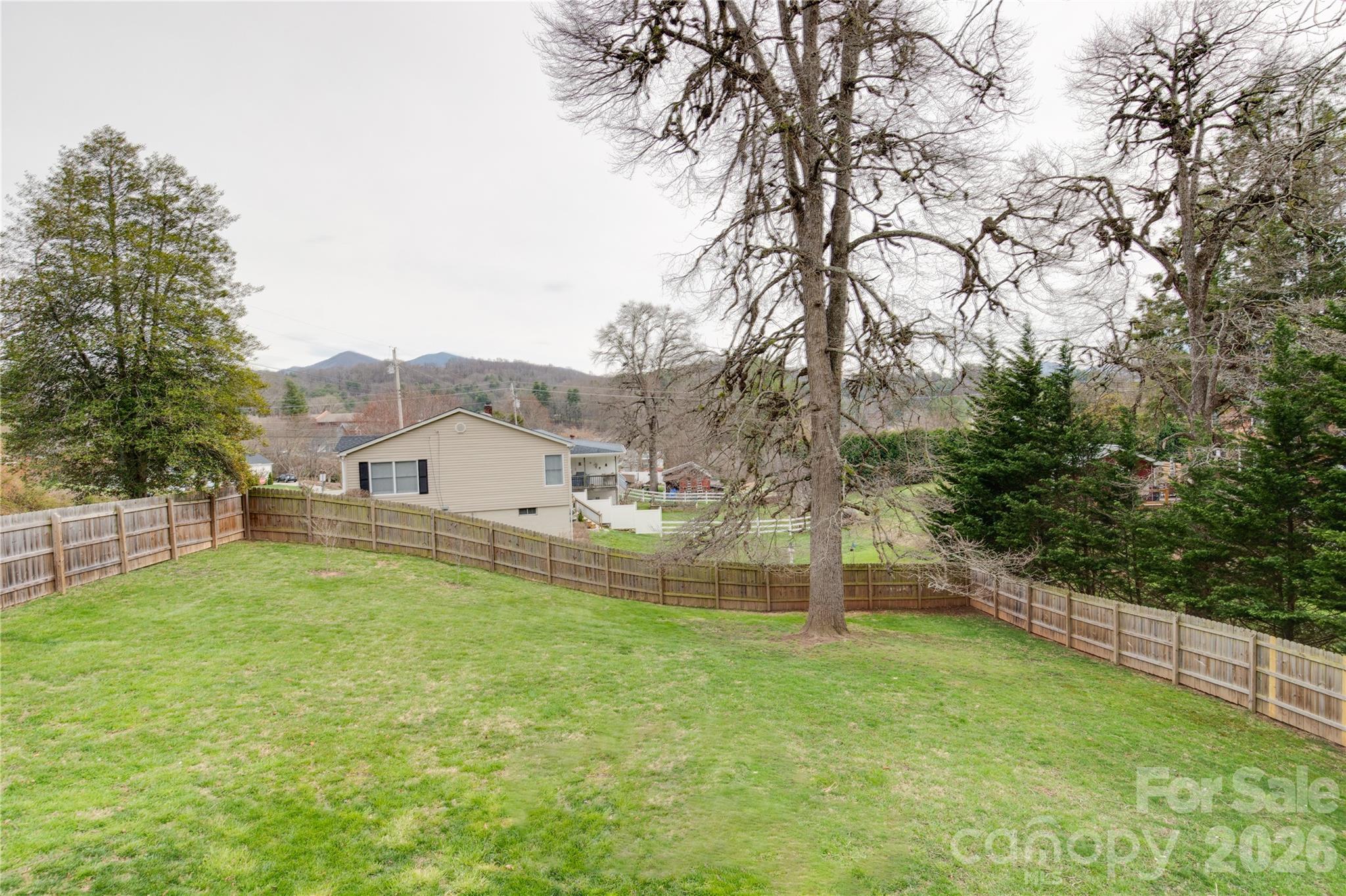 107 Shepard Way Property Photo 10