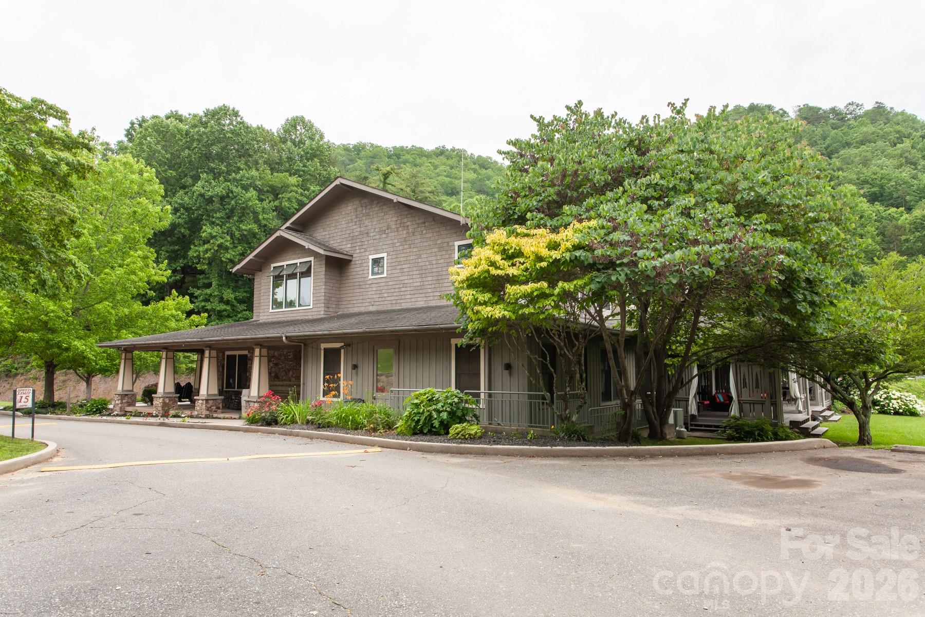 307 Blue Ridge Parkway Property Photo 44