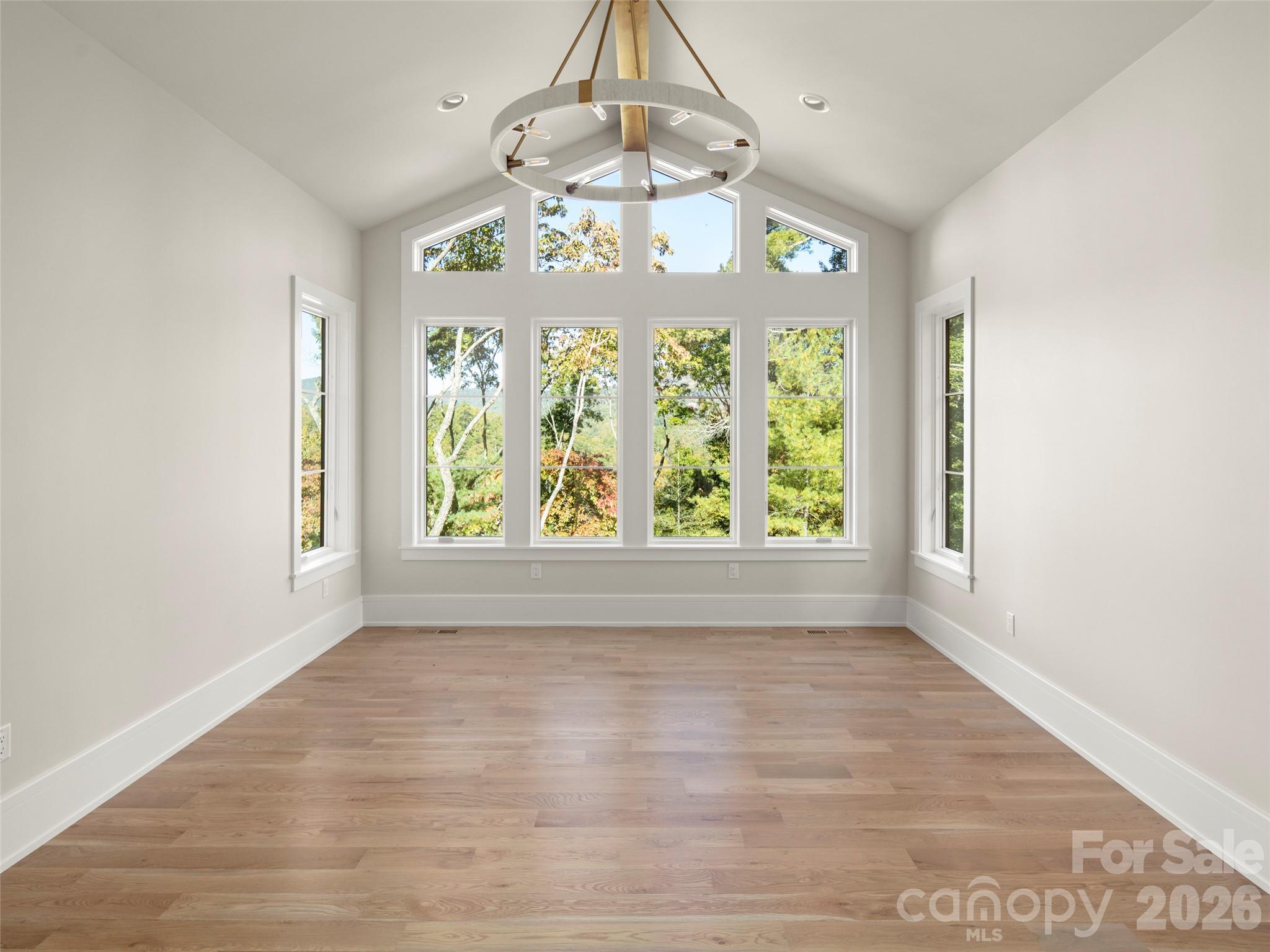 87 Misty Valley Parkway Property Photo 22