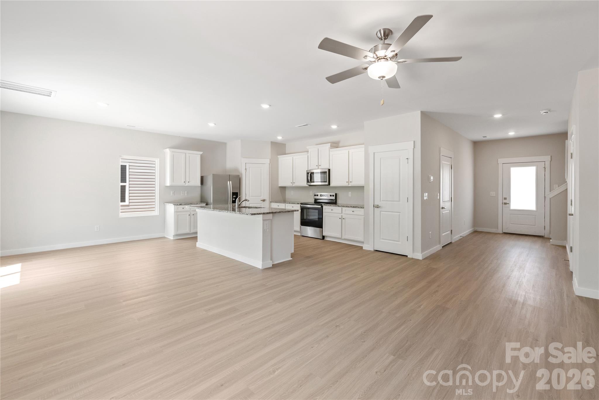 3410 Robindale Drive Property Photo 4