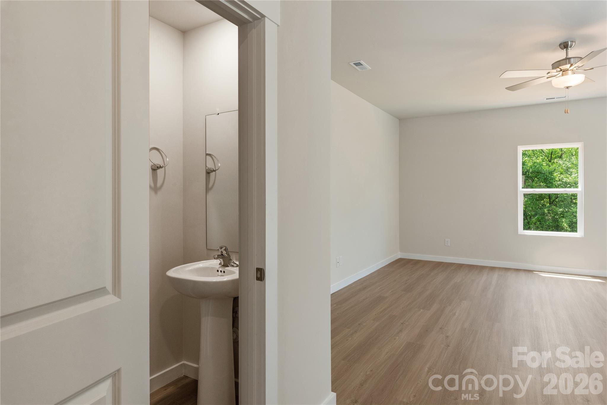 3410 Robindale Drive Property Photo 5