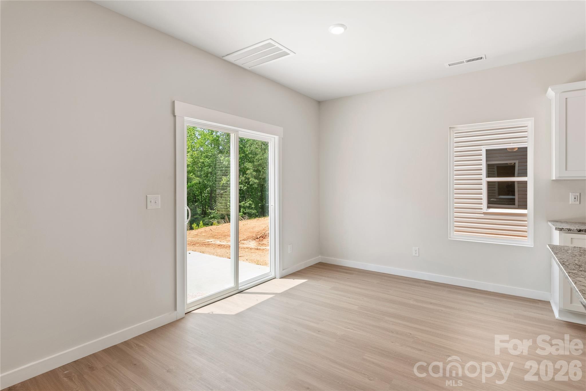 3410 Robindale Drive Property Photo 12