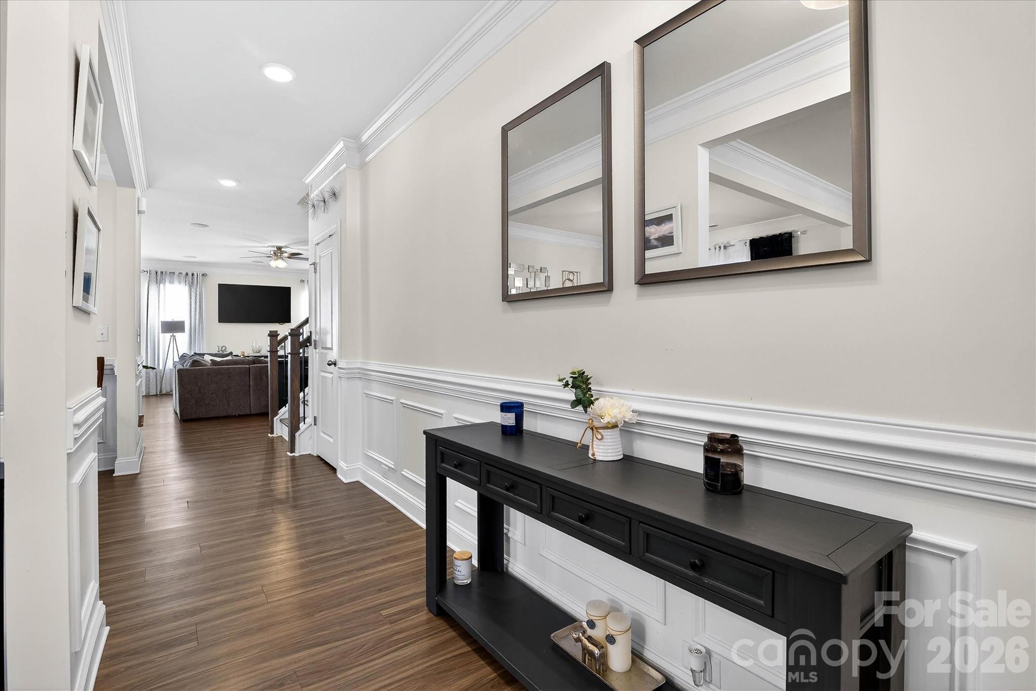 5516 Verona Road Property Photo 6