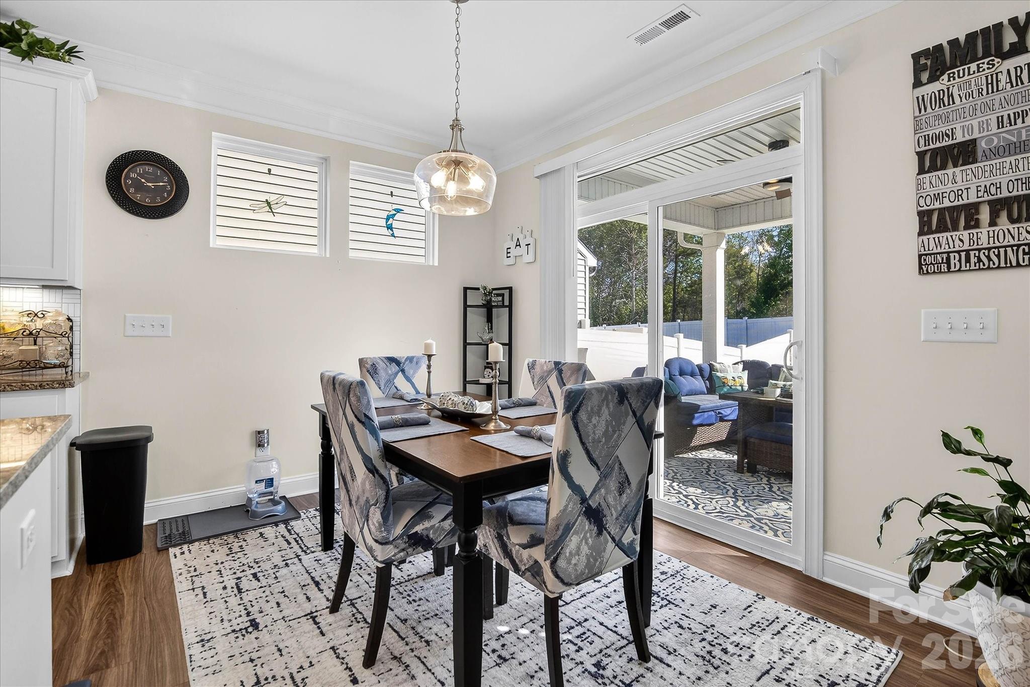 5516 Verona Road Property Photo 18