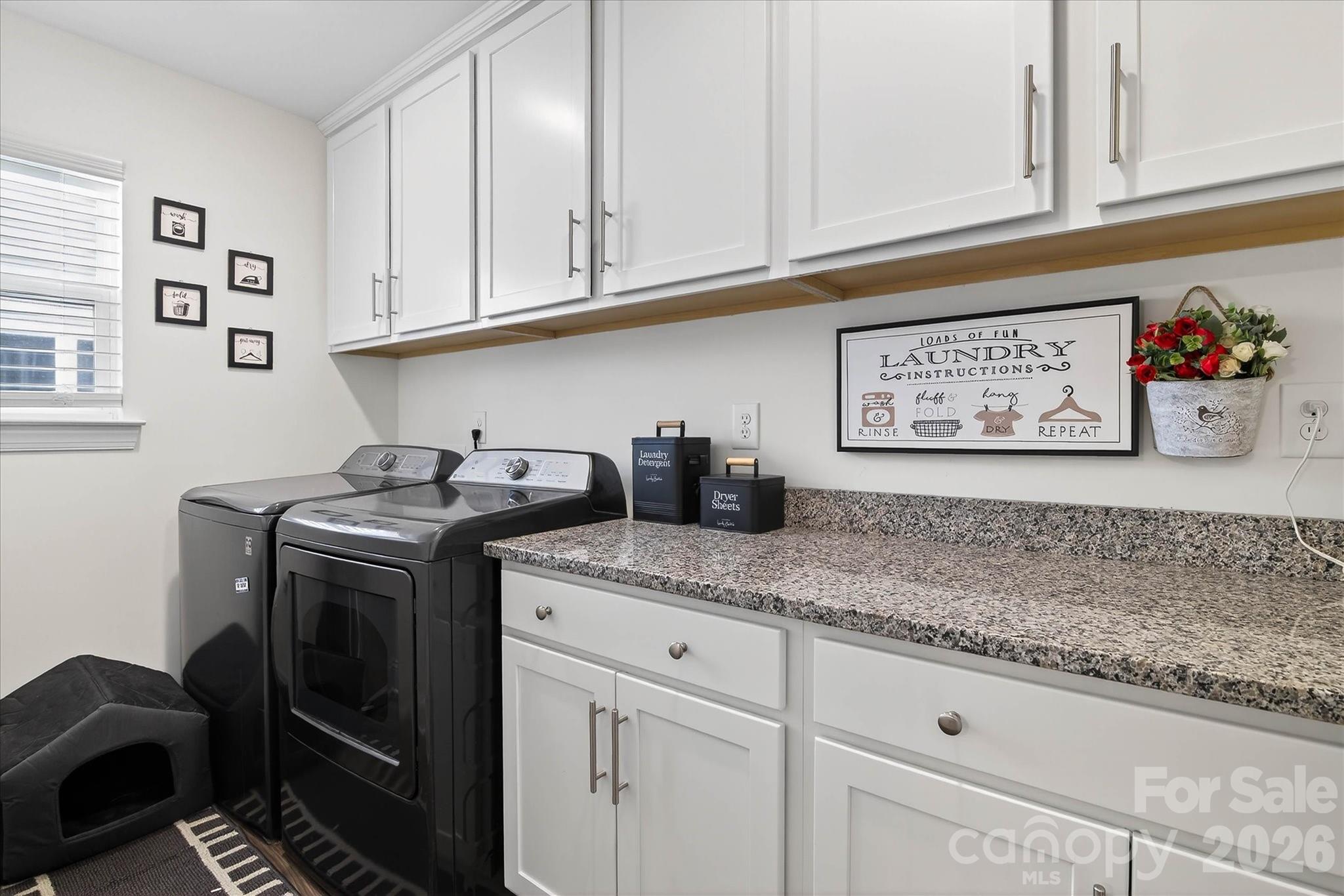 5516 Verona Road Property Photo 28