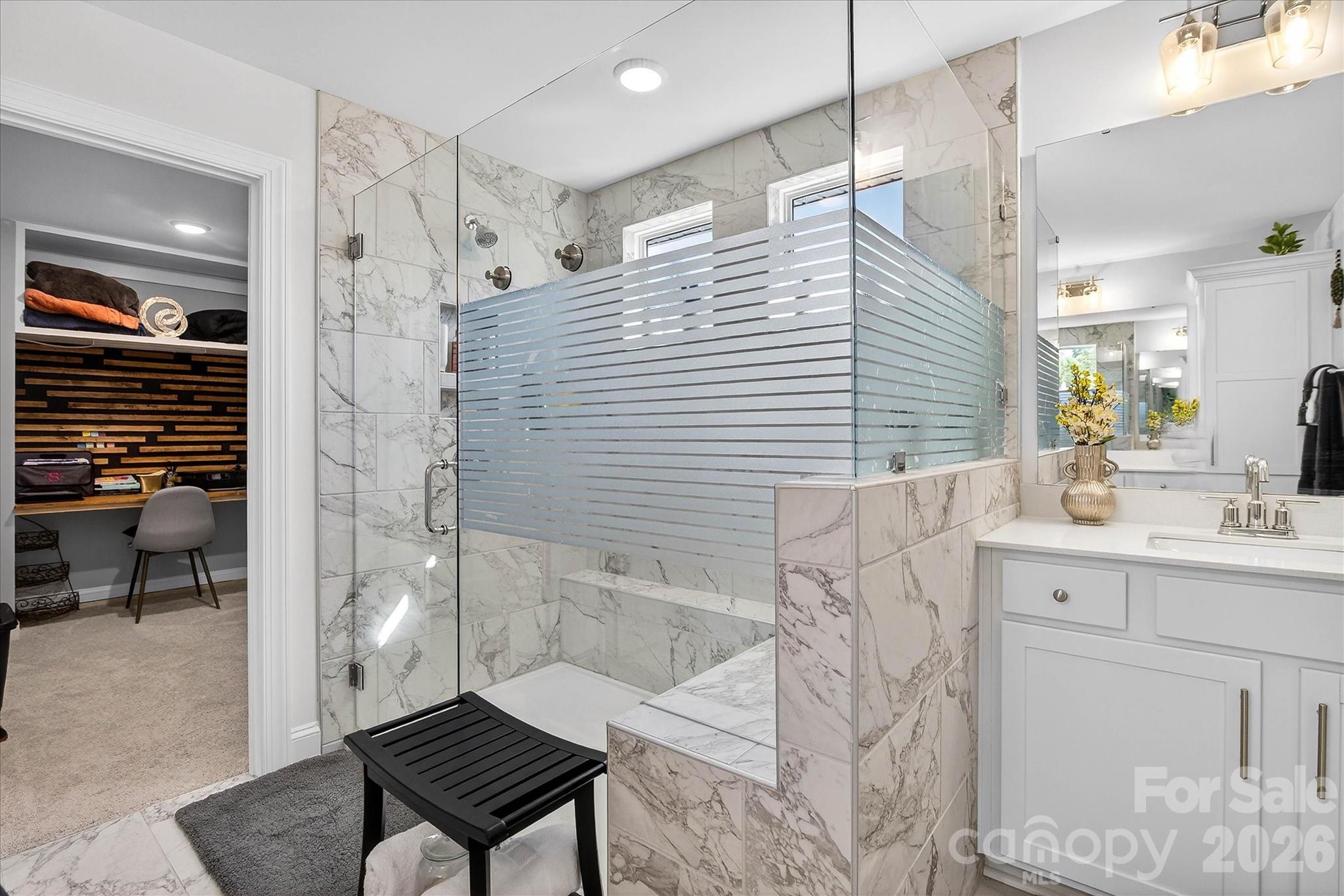 5516 Verona Road Property Photo 35