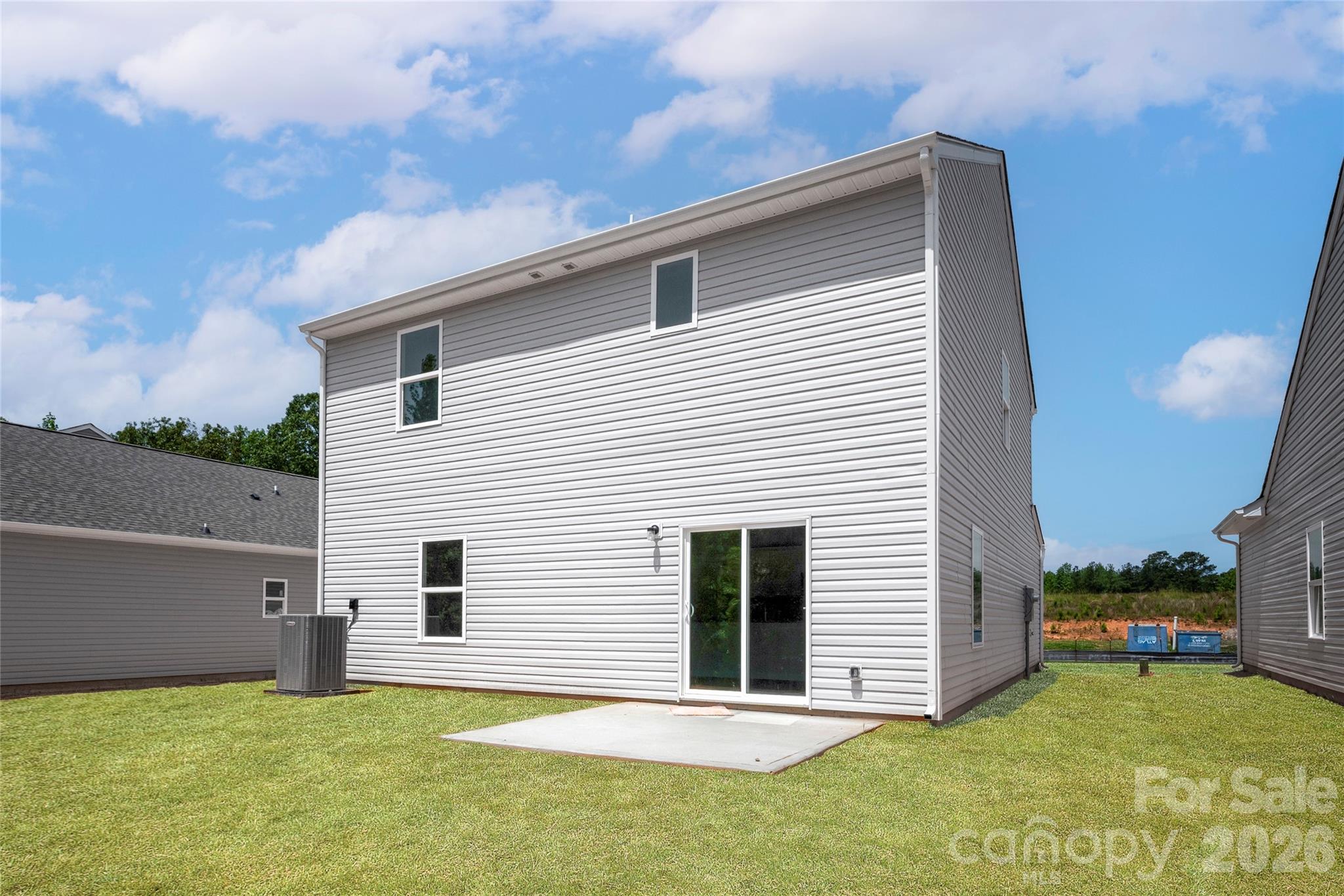 3416 Robindale Drive Property Photo 3