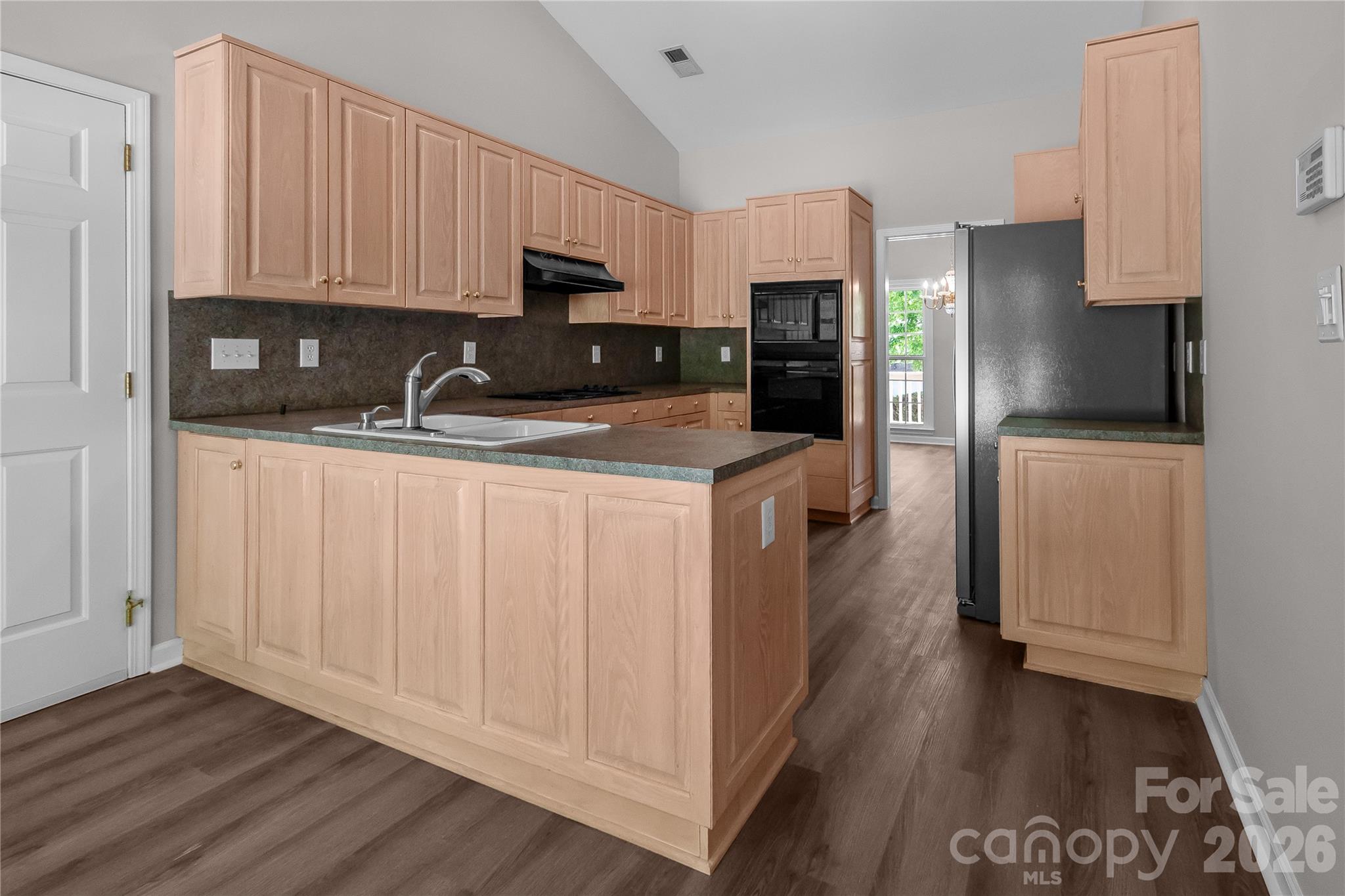 10713 Ridge Acres Road Property Photo 10