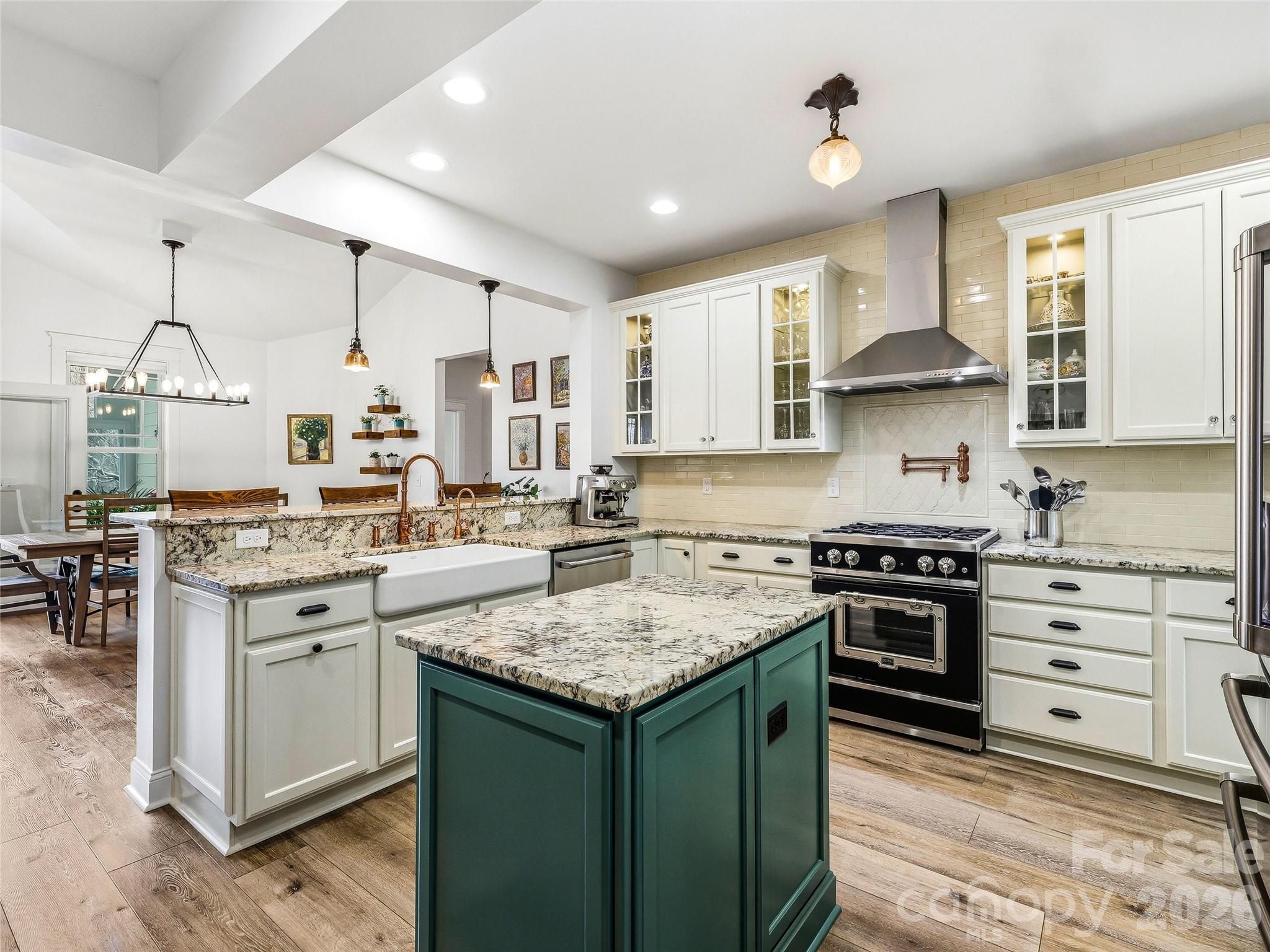 324 Fennel Dun Circle Property Photo 7
