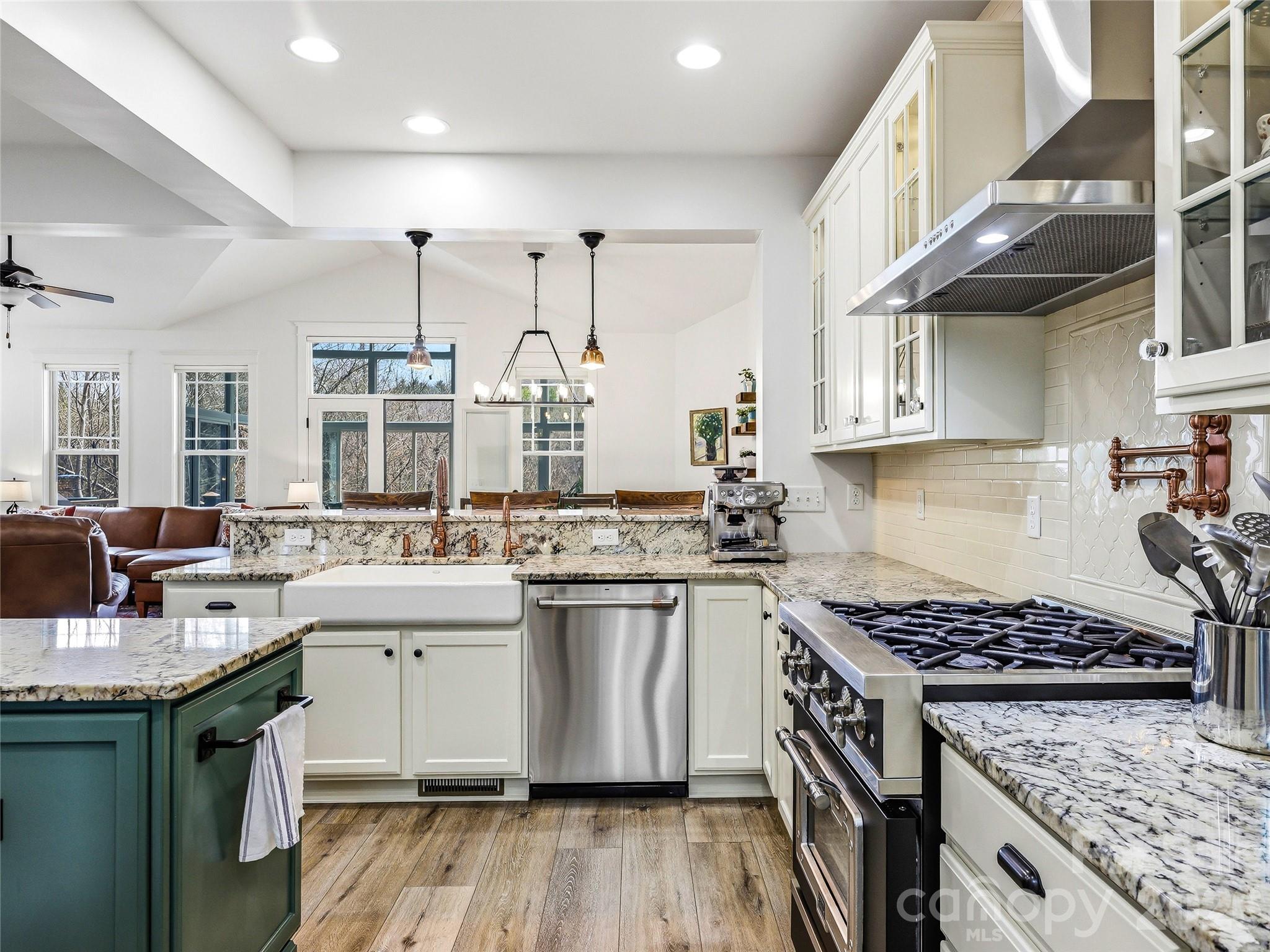 324 Fennel Dun Circle Property Photo 11
