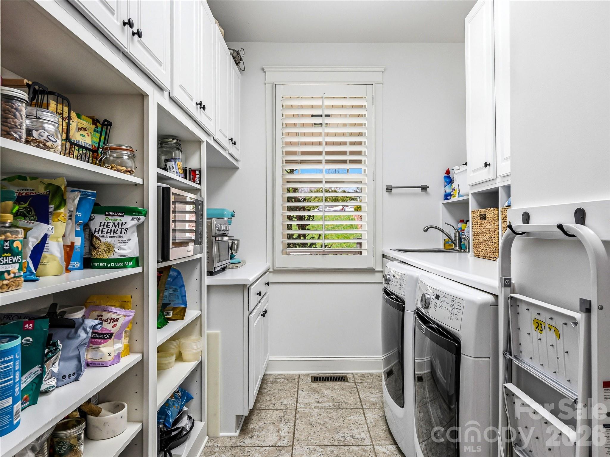 324 Fennel Dun Circle Property Photo 12