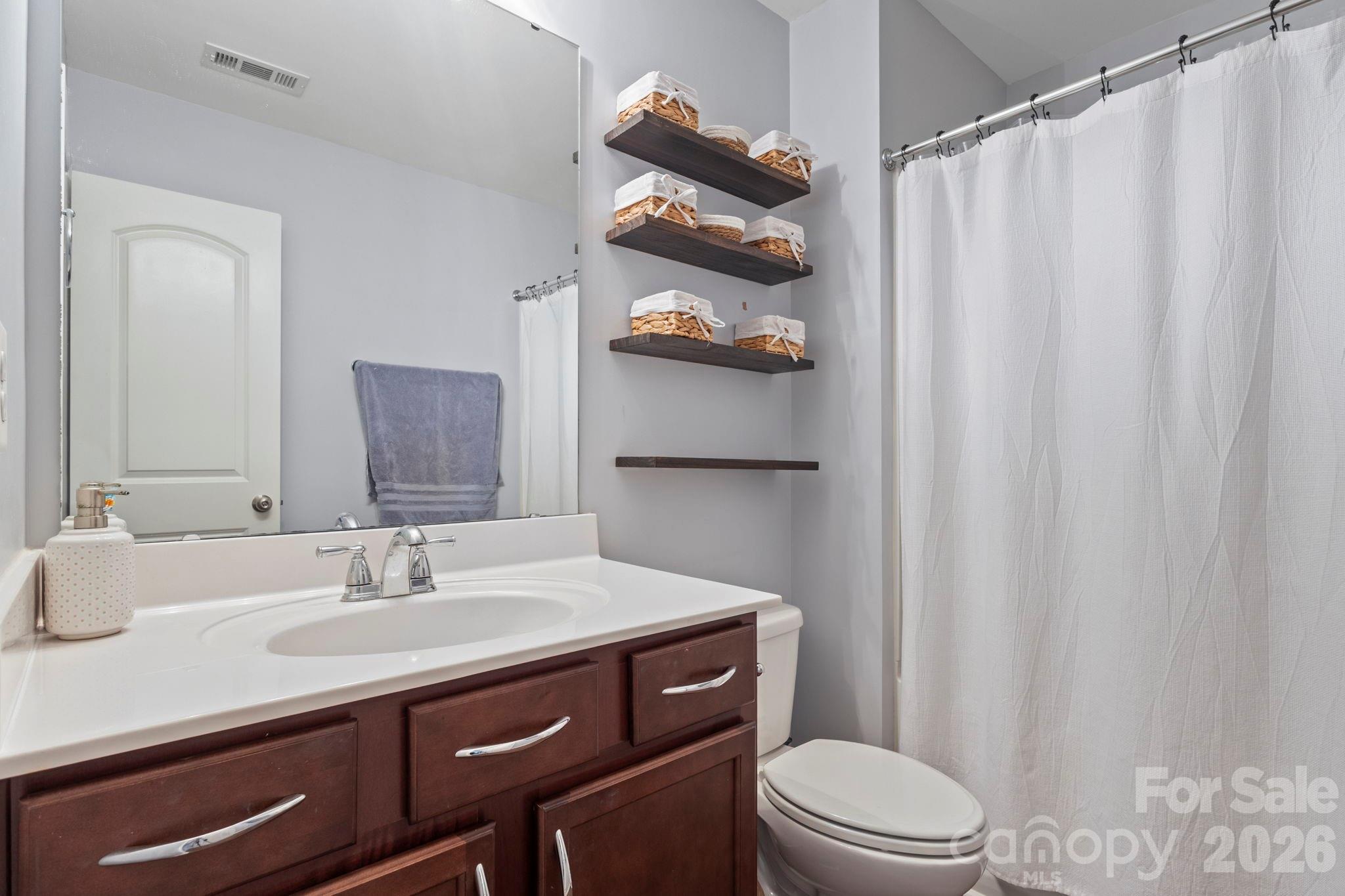 12221 Whiteside Drive Property Photo 15