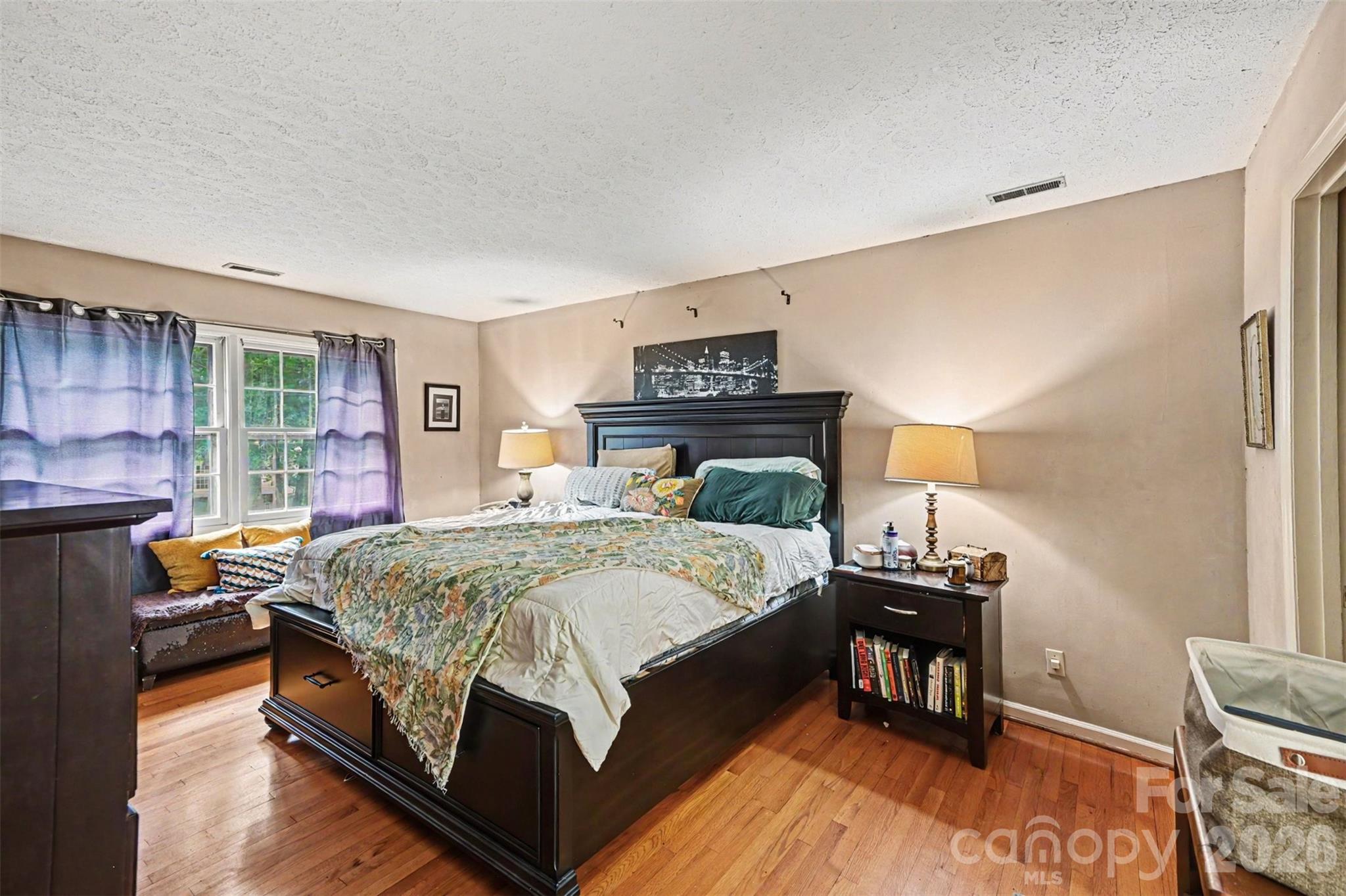 312 Windsor Drive Property Photo 22