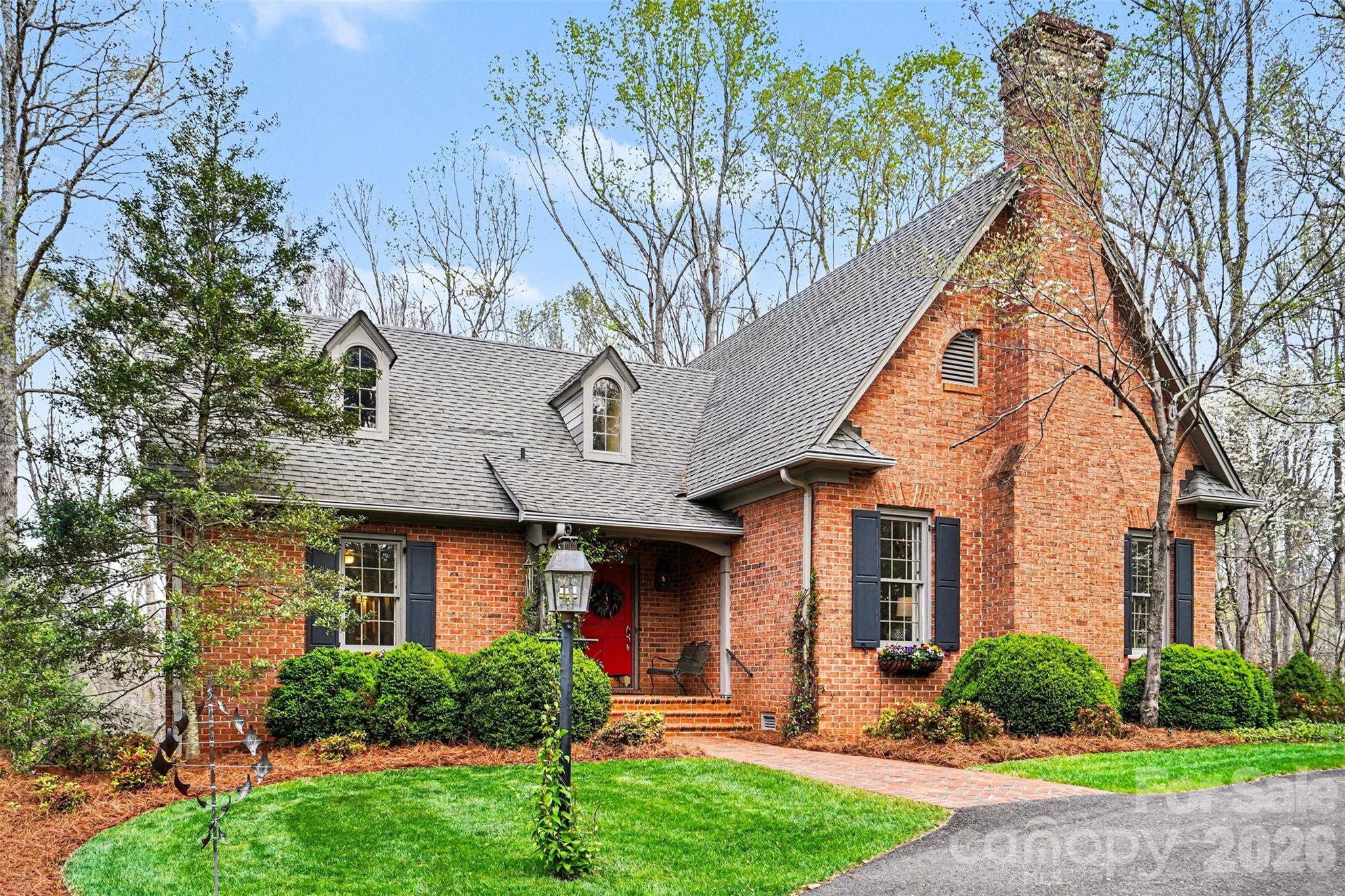 212 Deerchase Road Property Photo 3