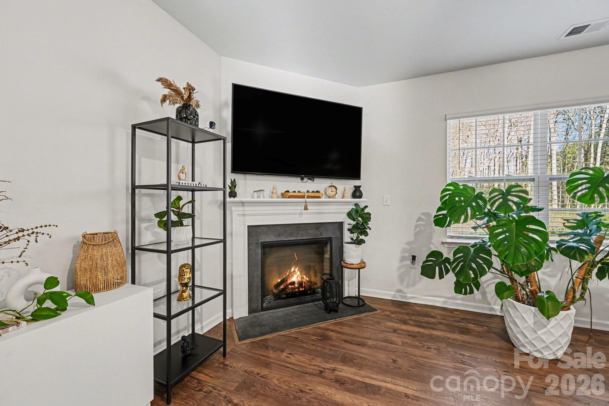 664 Saddlebred Lane Property Photo 4