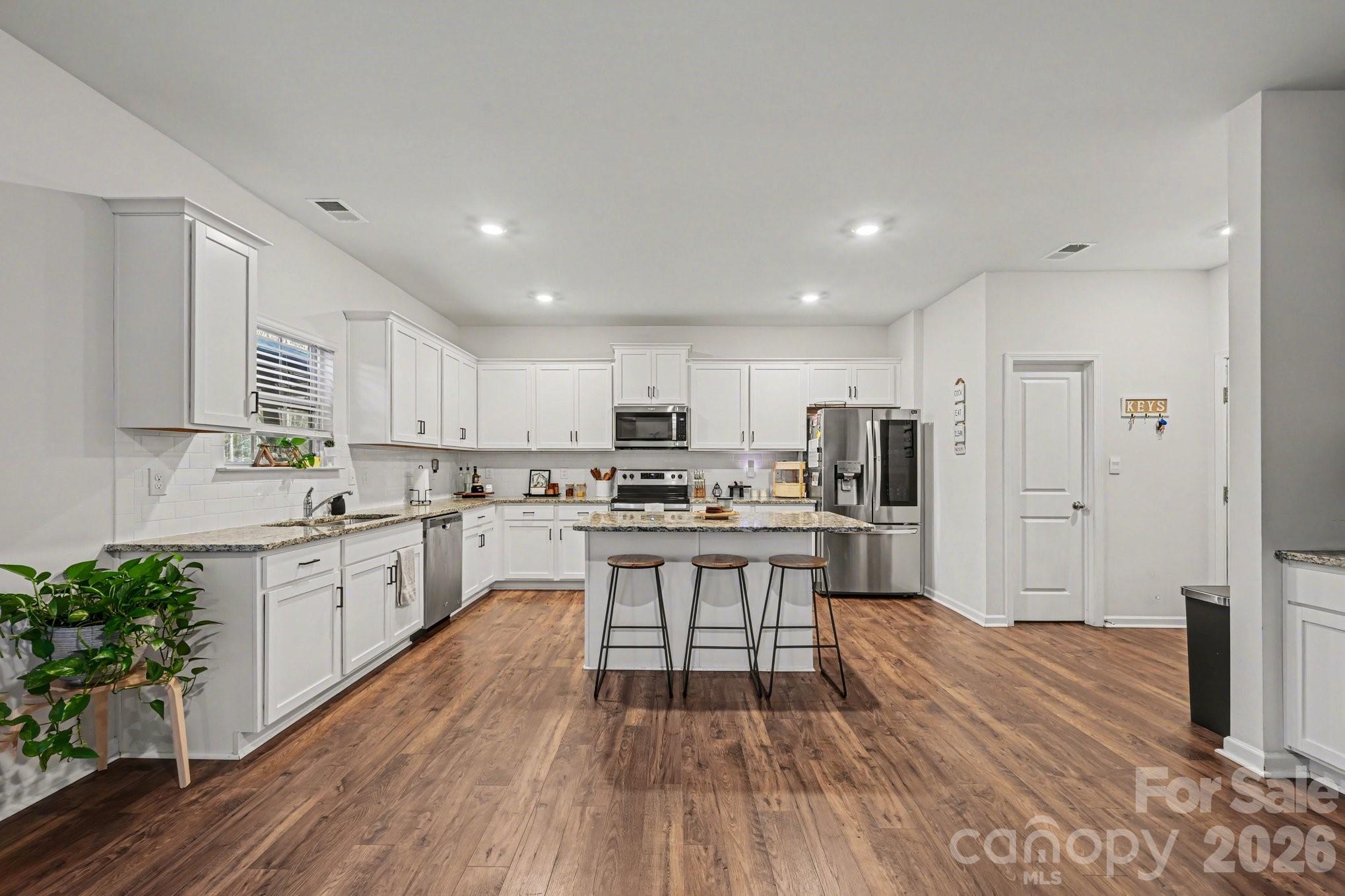 664 Saddlebred Lane Property Photo 12