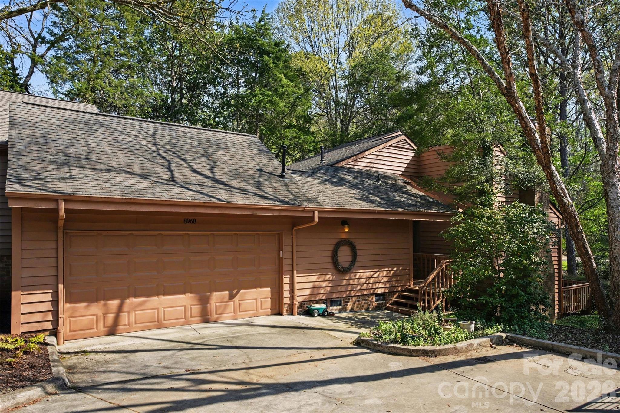 8968 St Croix Lane Property Photo 1