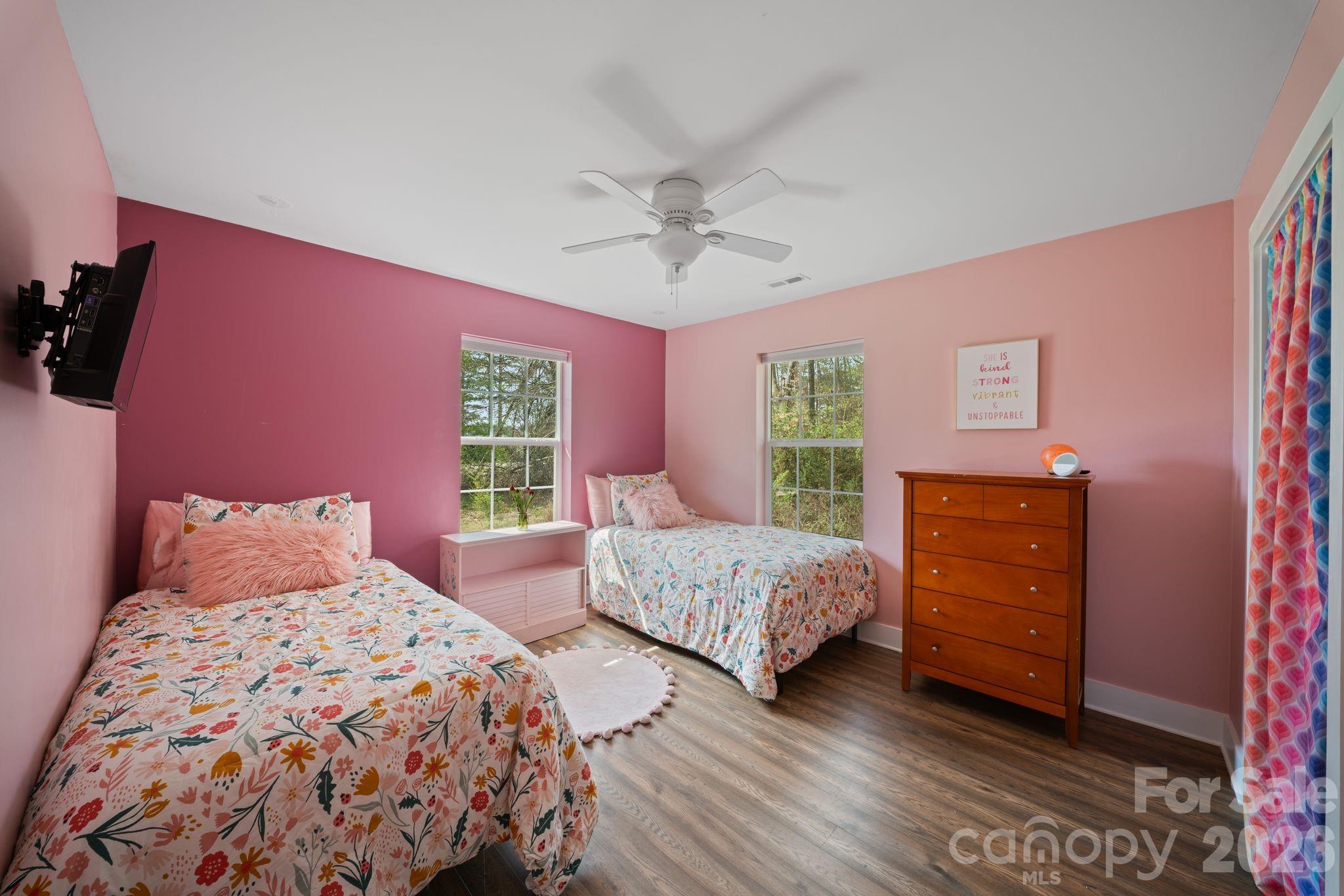527 Floyd Blackwell Road Property Photo 28