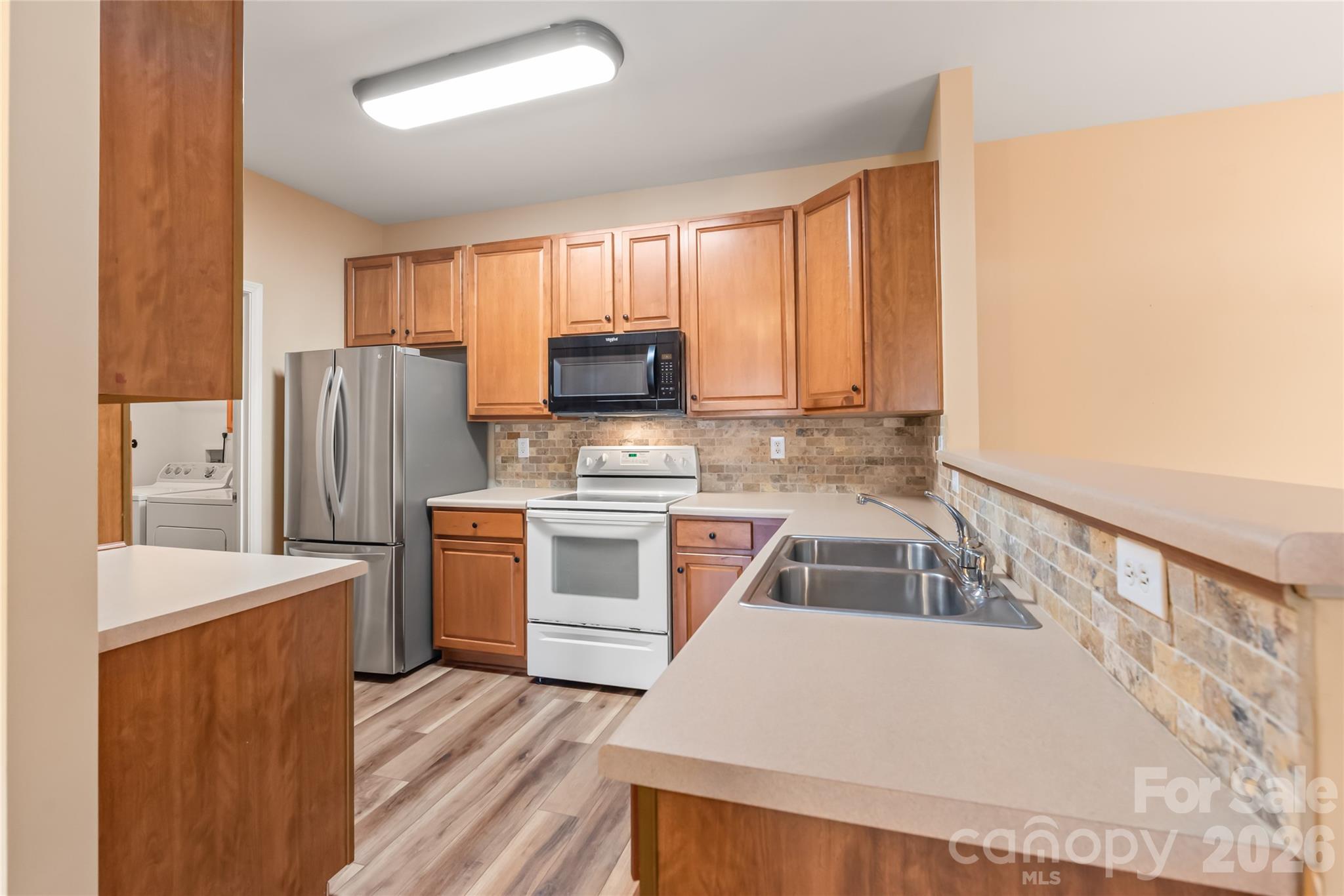 16439 Golden River Lane Property Photo 14
