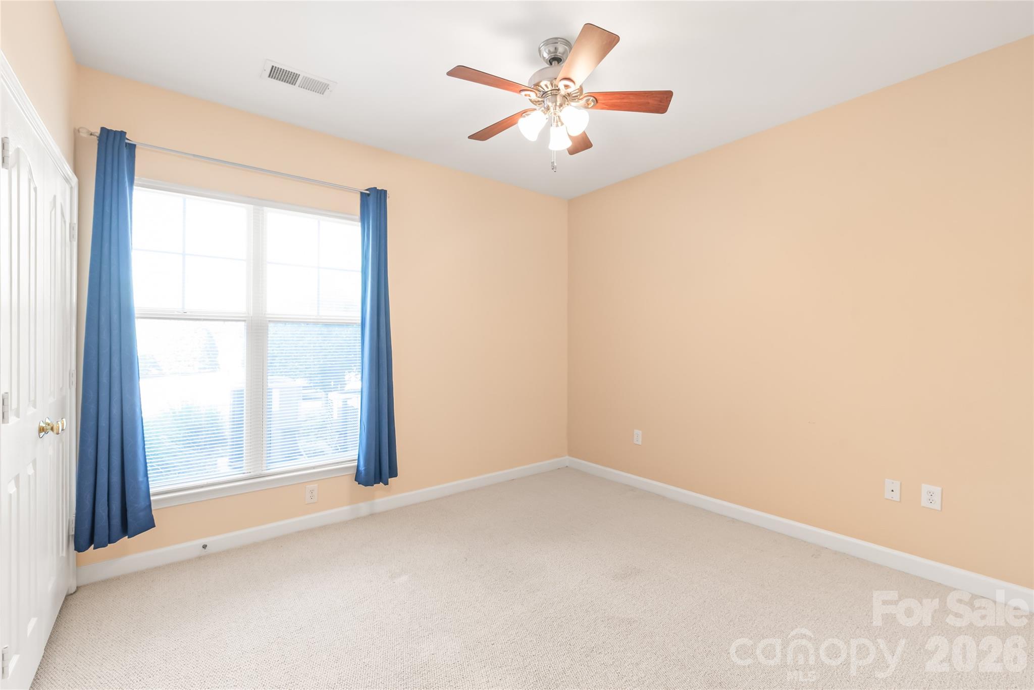 16439 Golden River Lane Property Photo 32