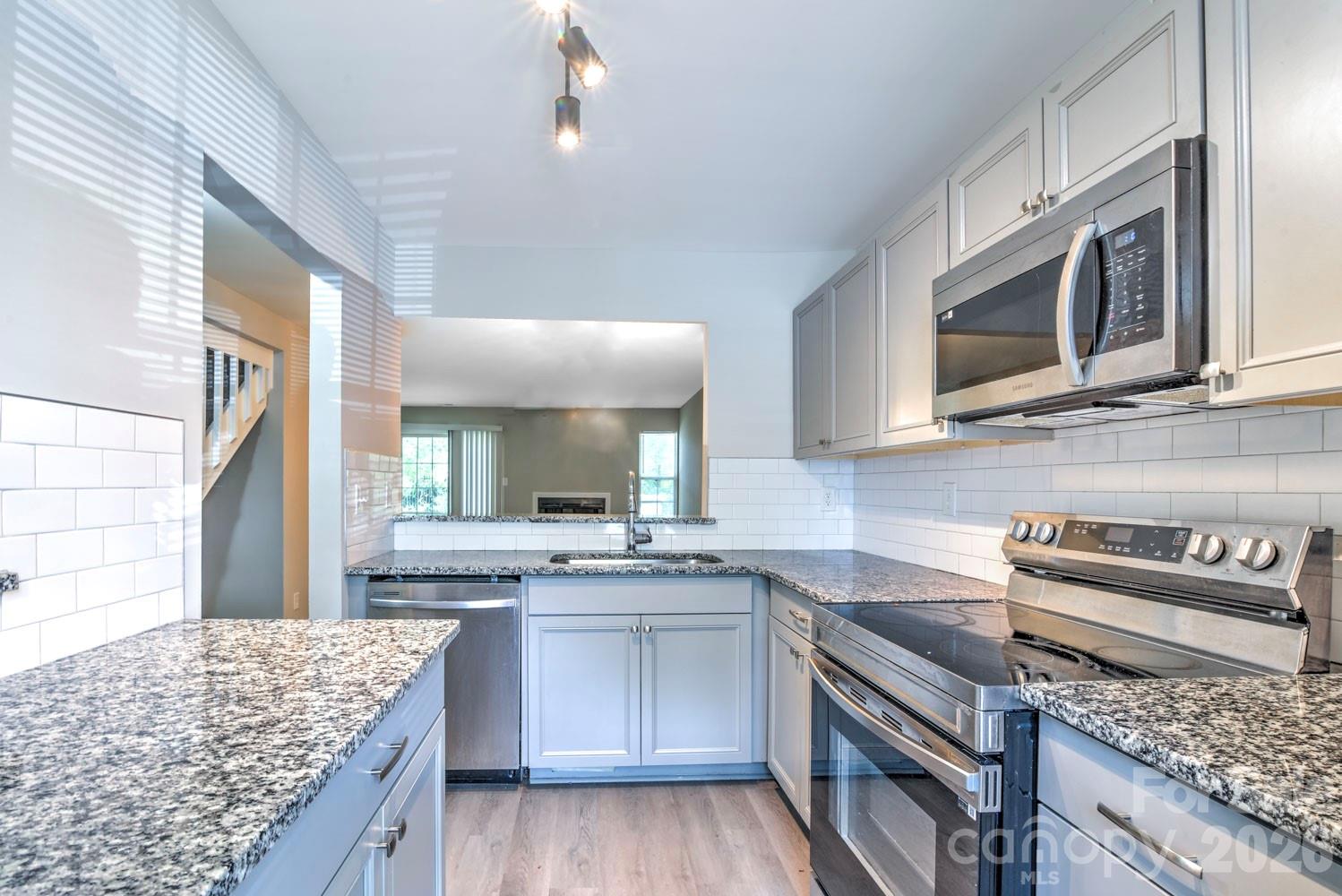 6129 Windsor Gate Lane Property Photo 1
