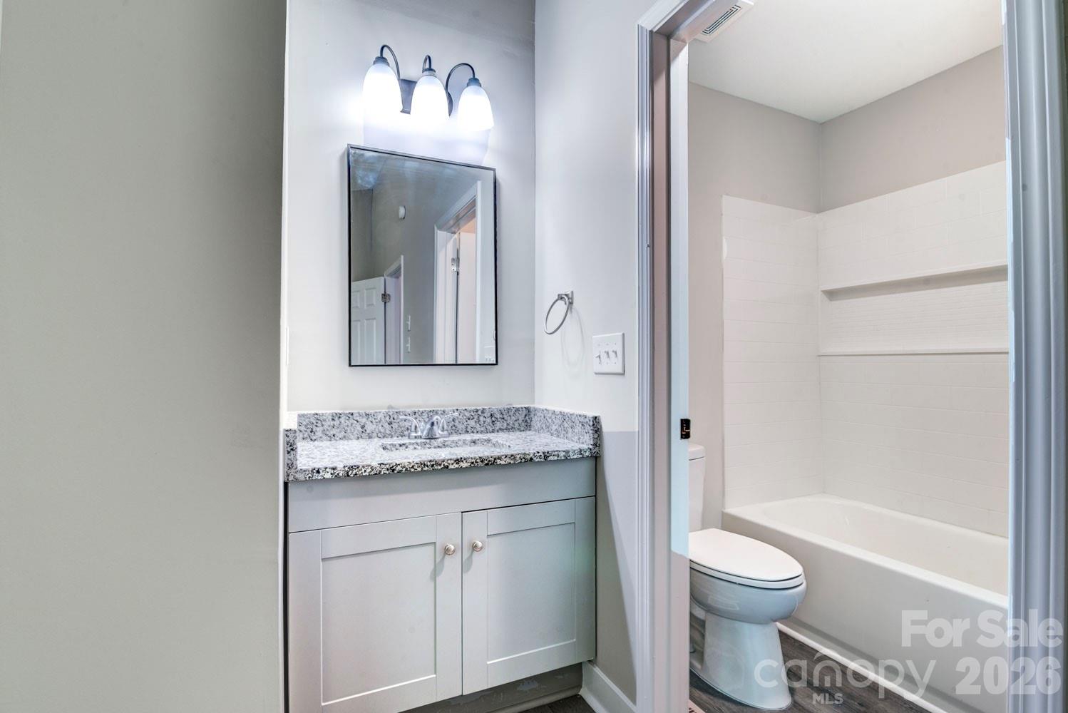 6129 Windsor Gate Lane Property Photo 10