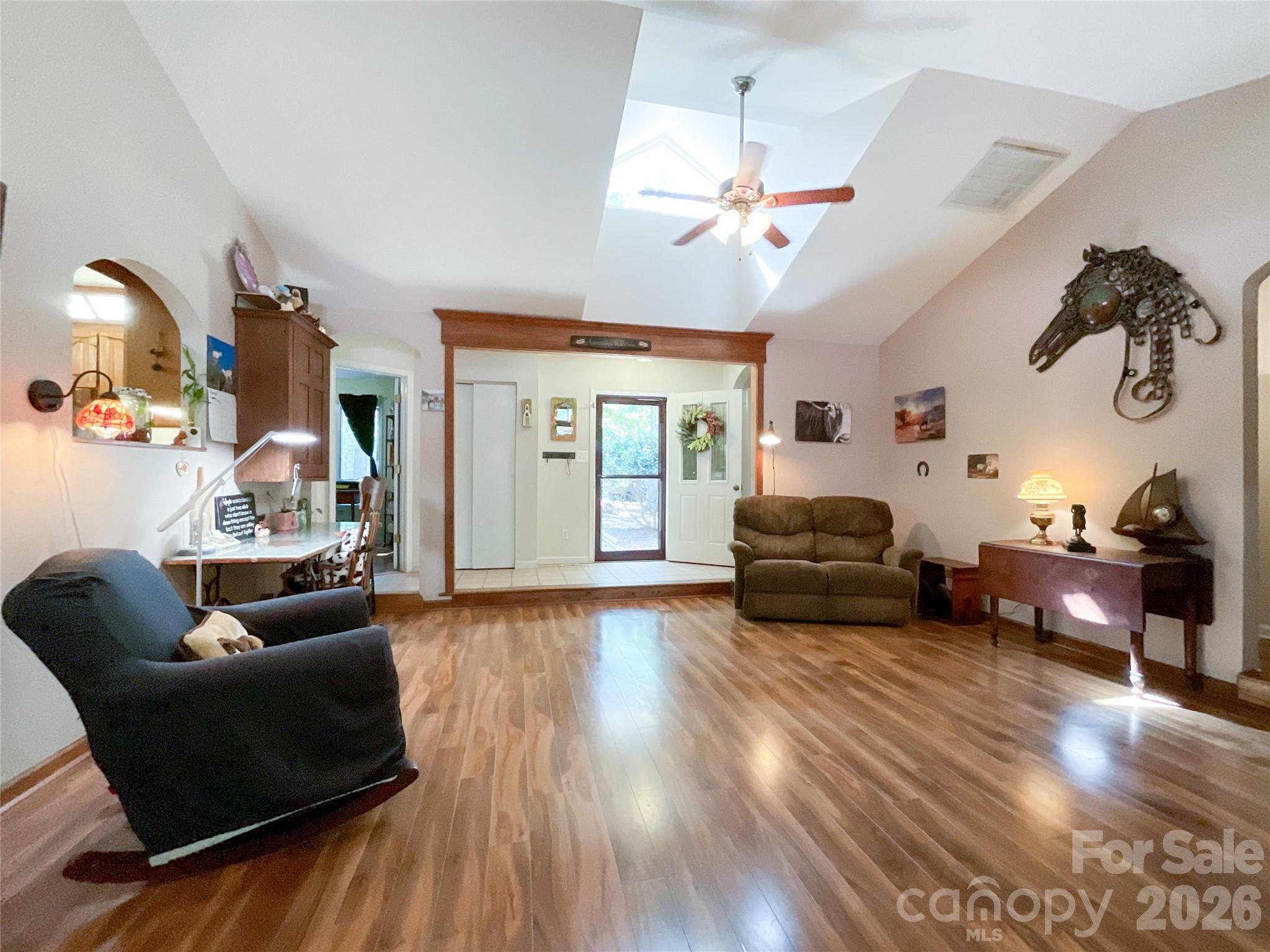 7200 Nesbit Road Property Photo 5