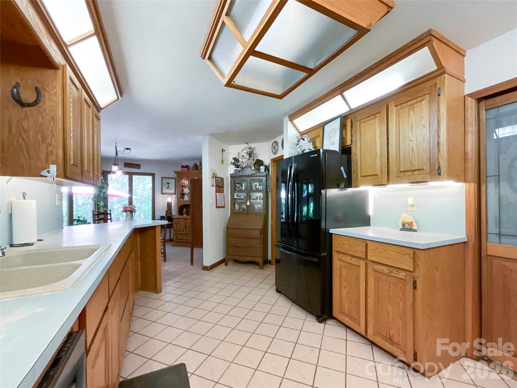 7200 Nesbit Road Property Photo 9