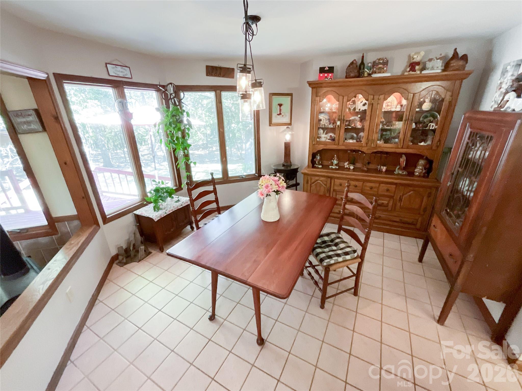7200 Nesbit Road Property Photo 13