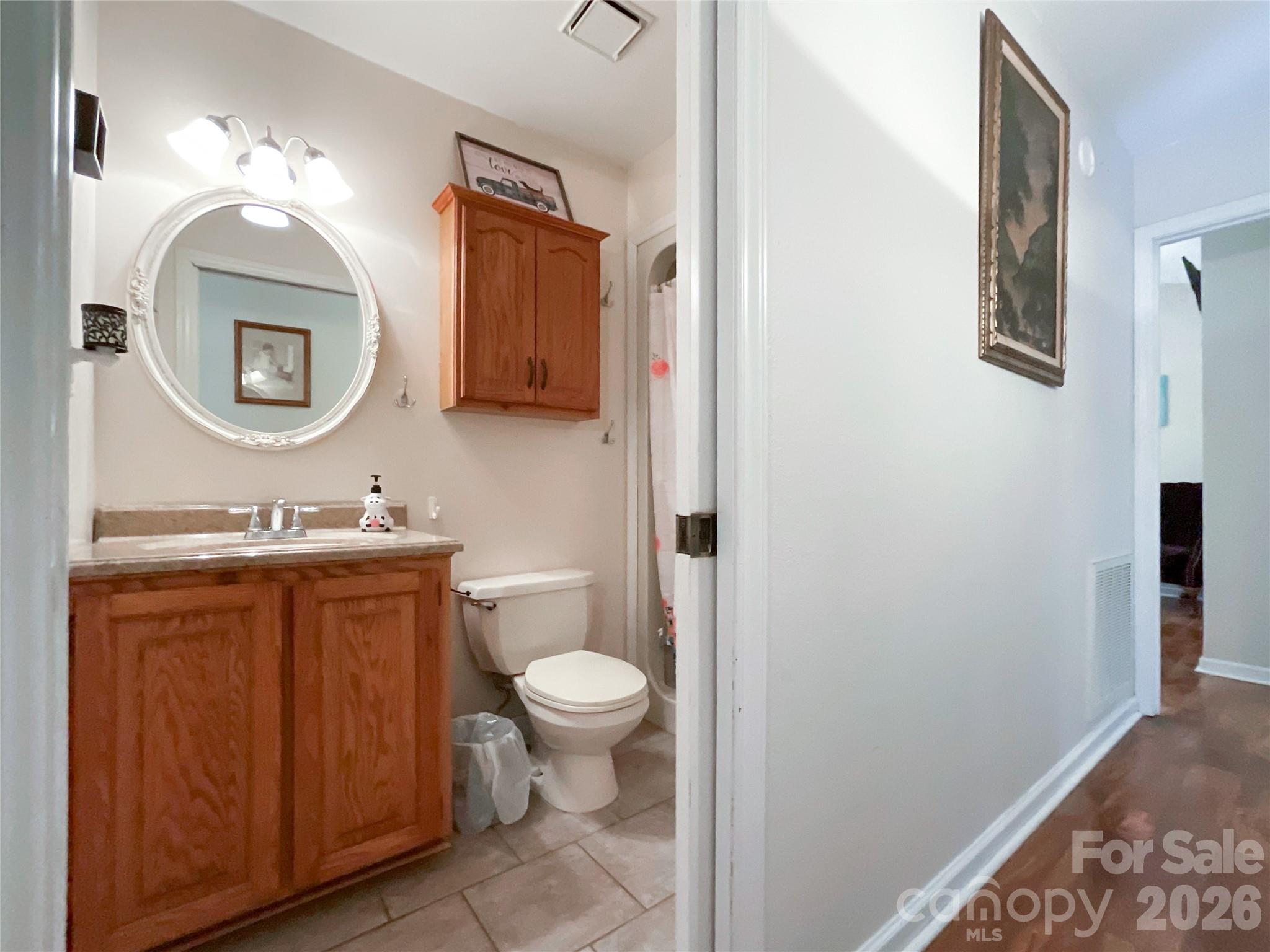7200 Nesbit Road Property Photo 23