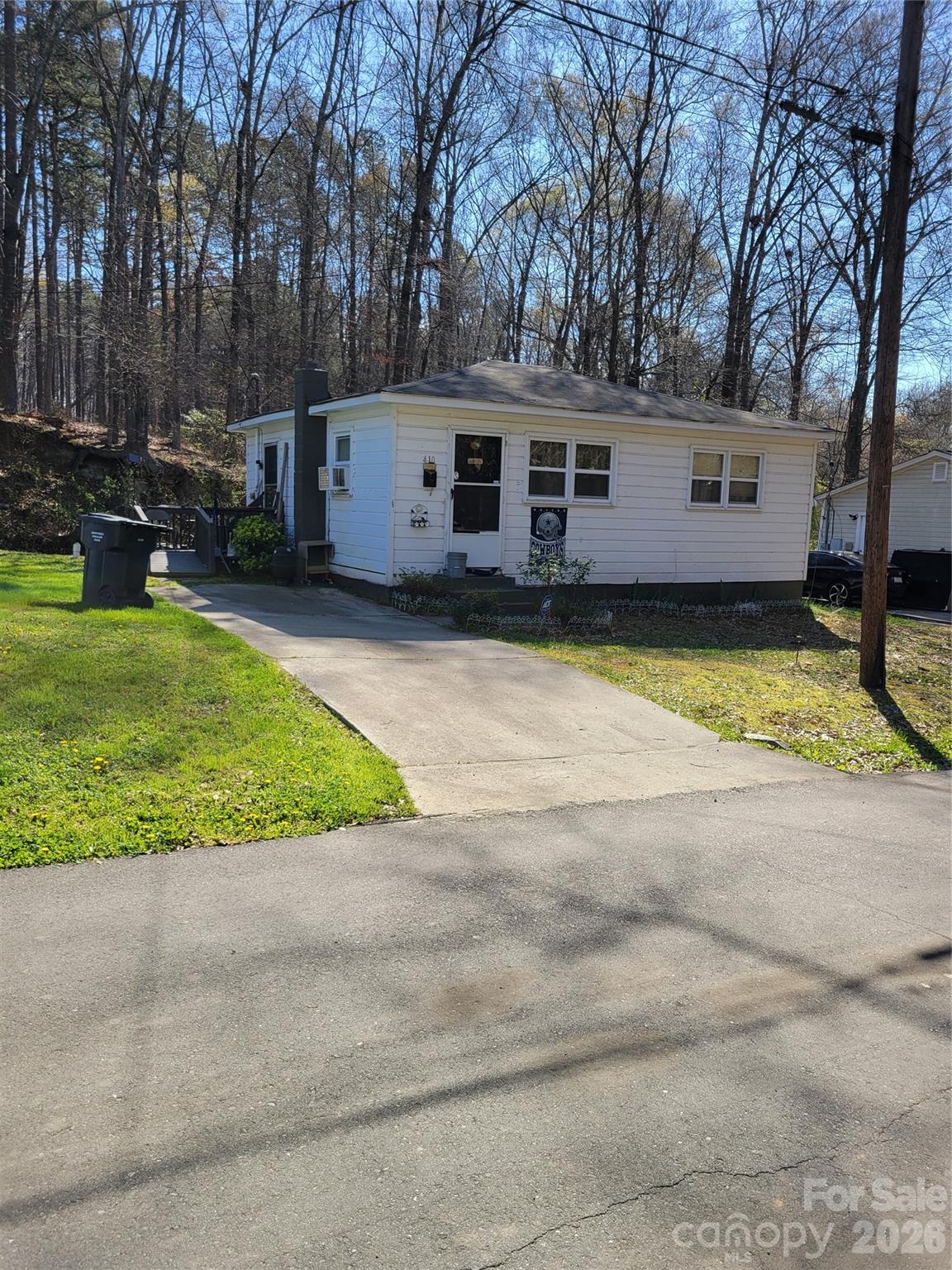 408 S Starr Street Property Photo 1